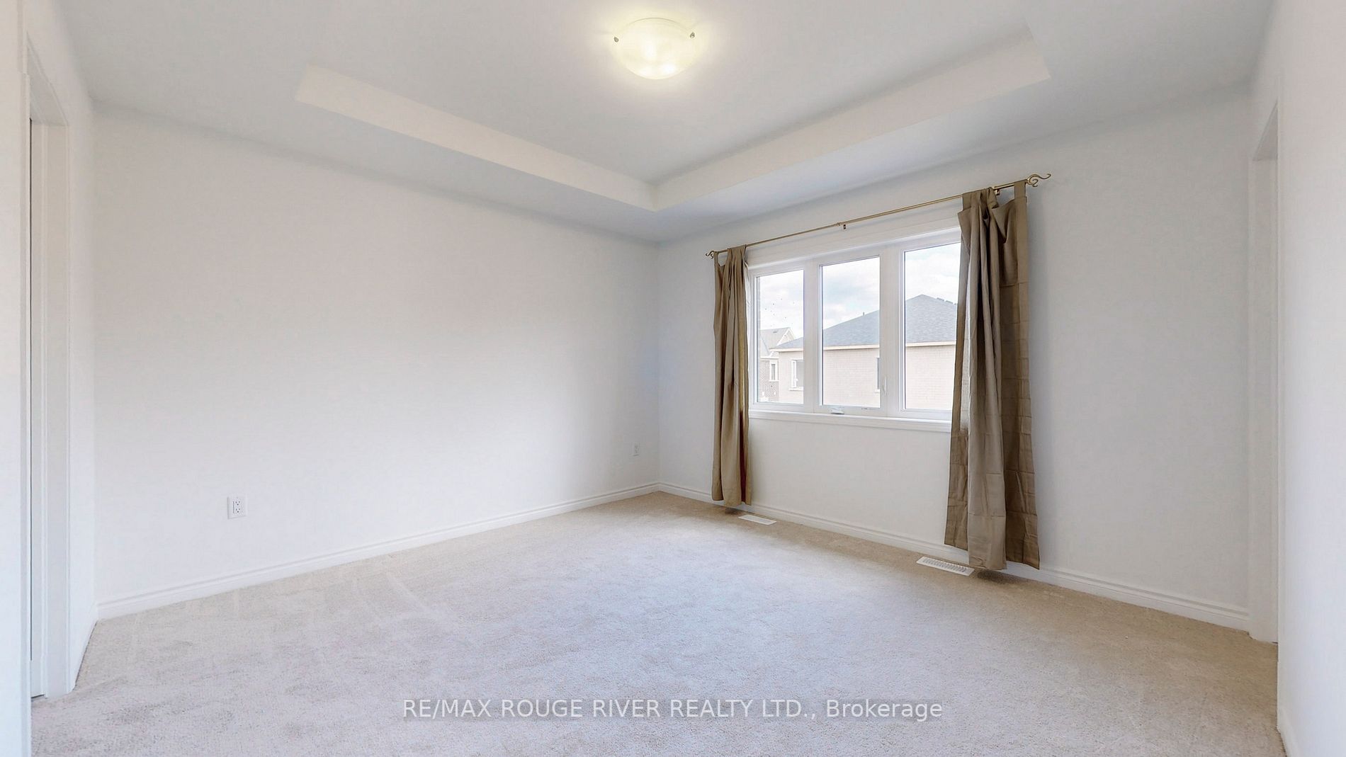3061 Paperbirch Tr