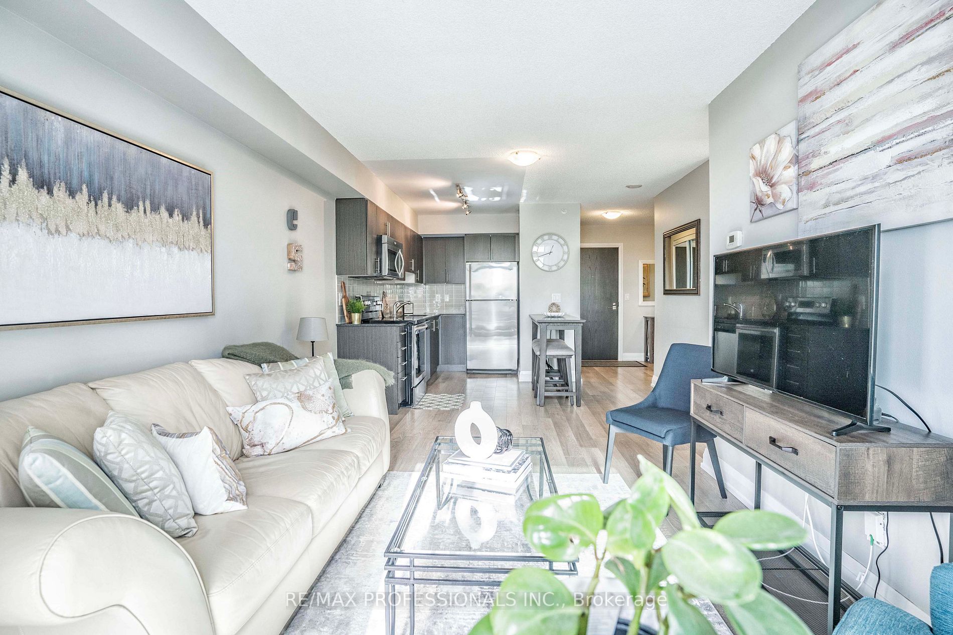 3520 Danforth Avenue, #314