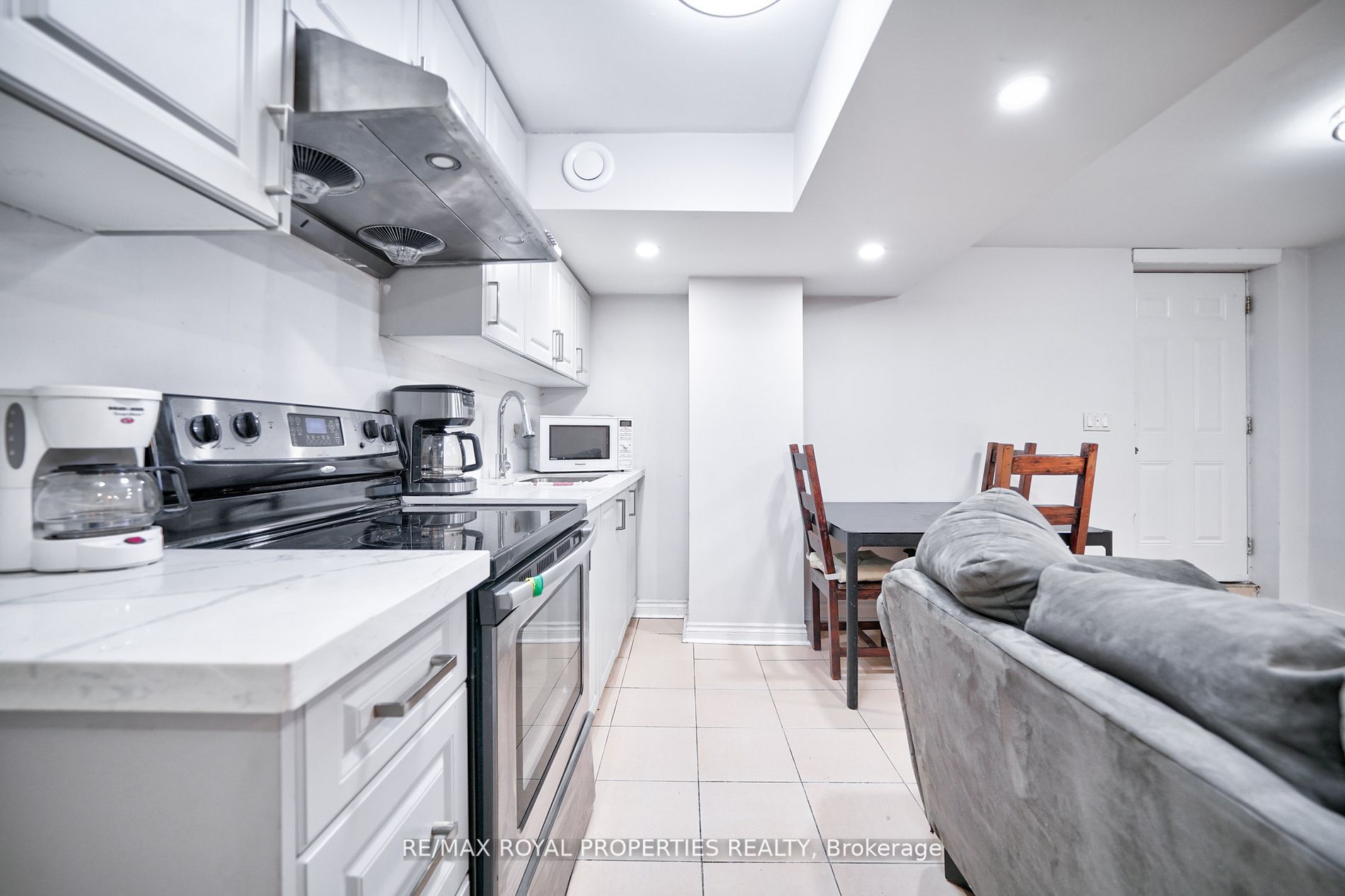 26 Dali Cres