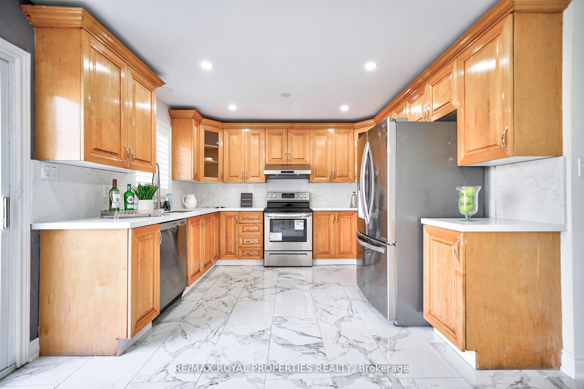 26 Dali Cres