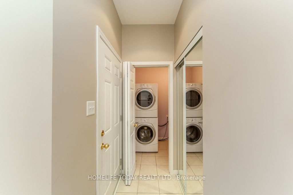70 William Cowles Dr