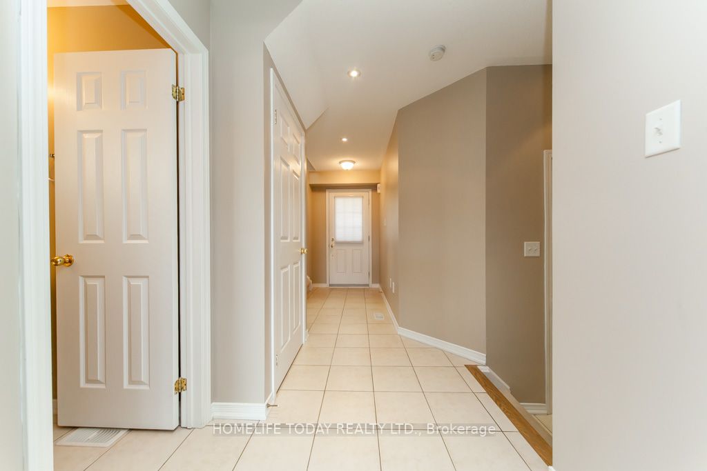 70 William Cowles Dr