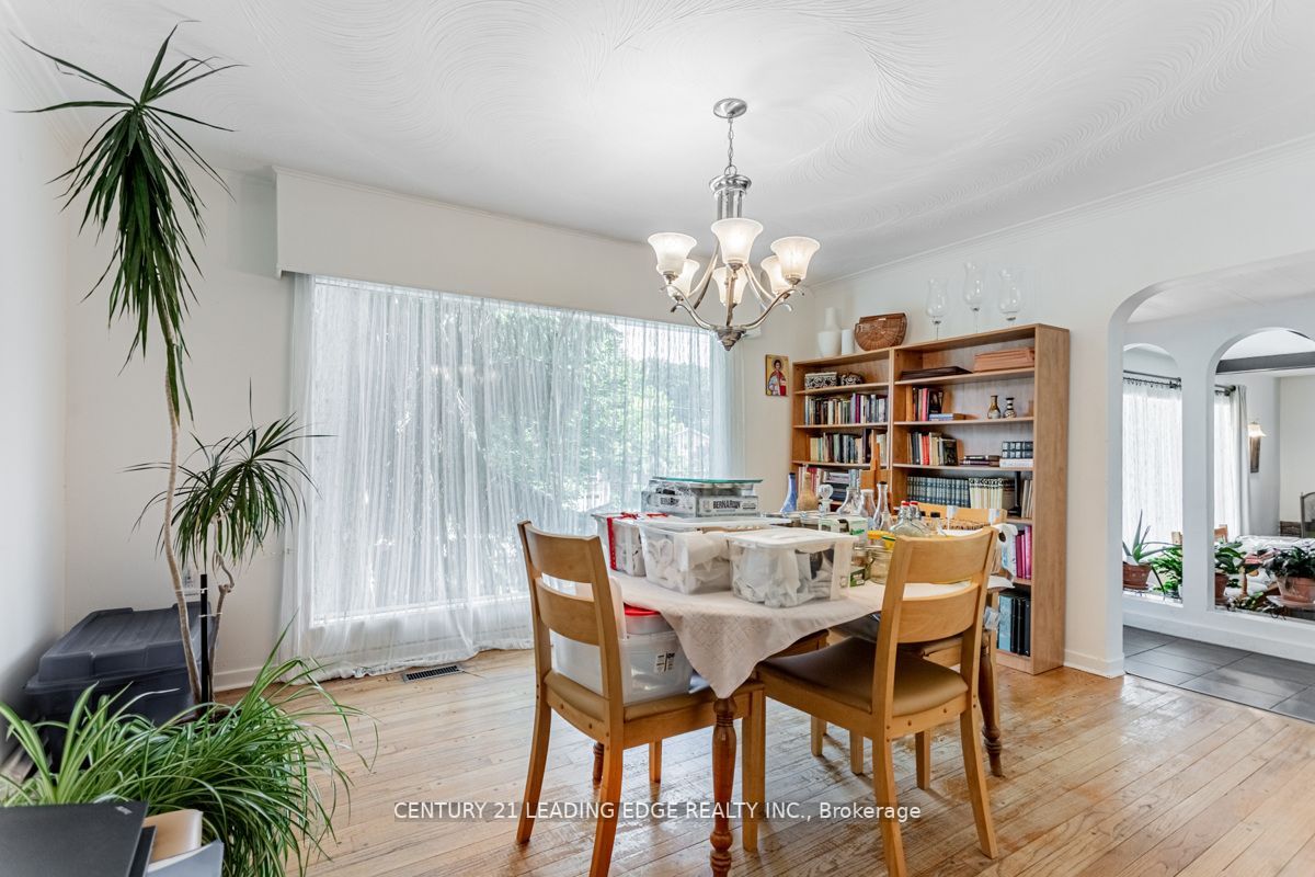 496 Rouge Hills Dr