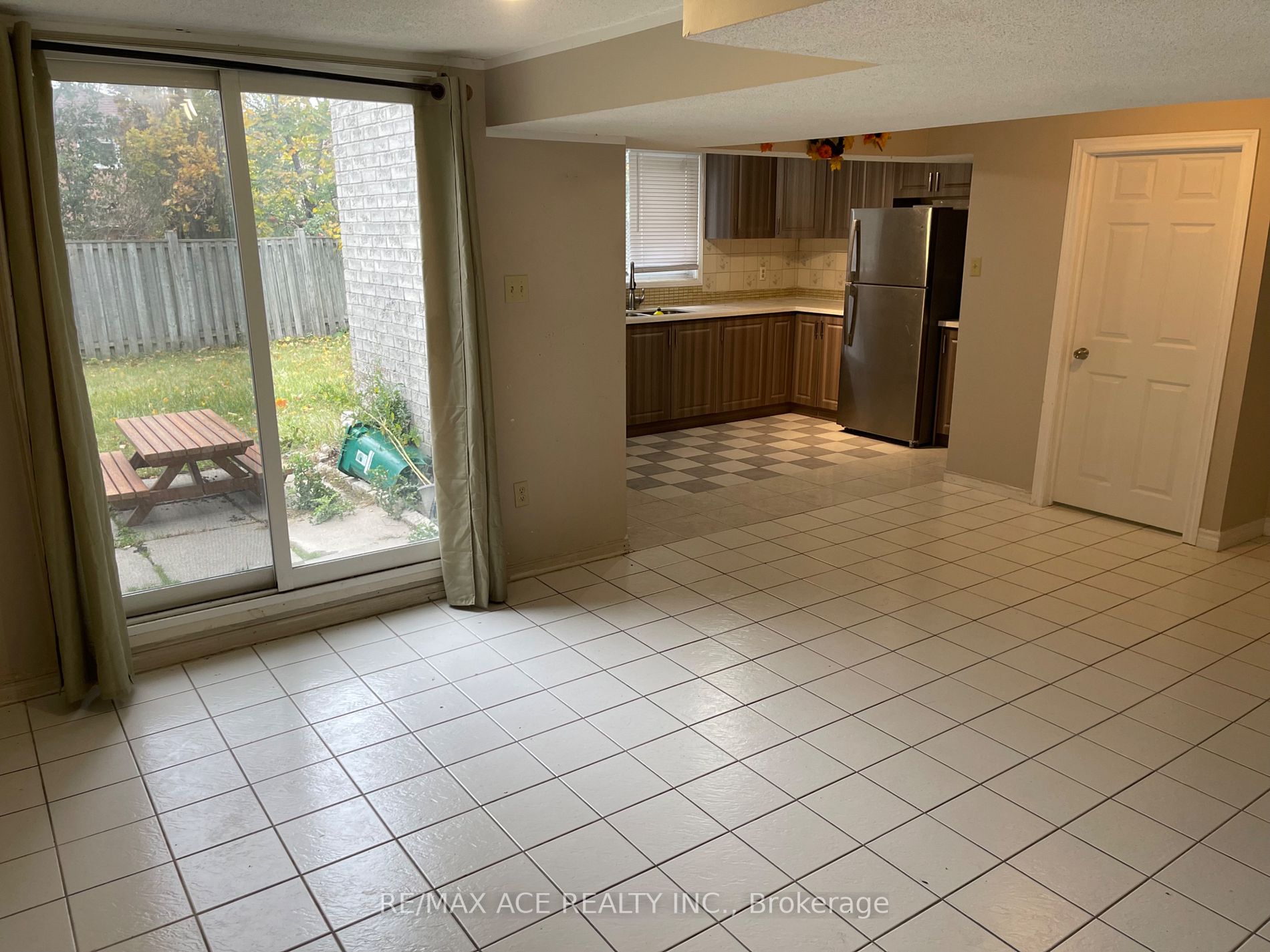 51 Murkar Cres
