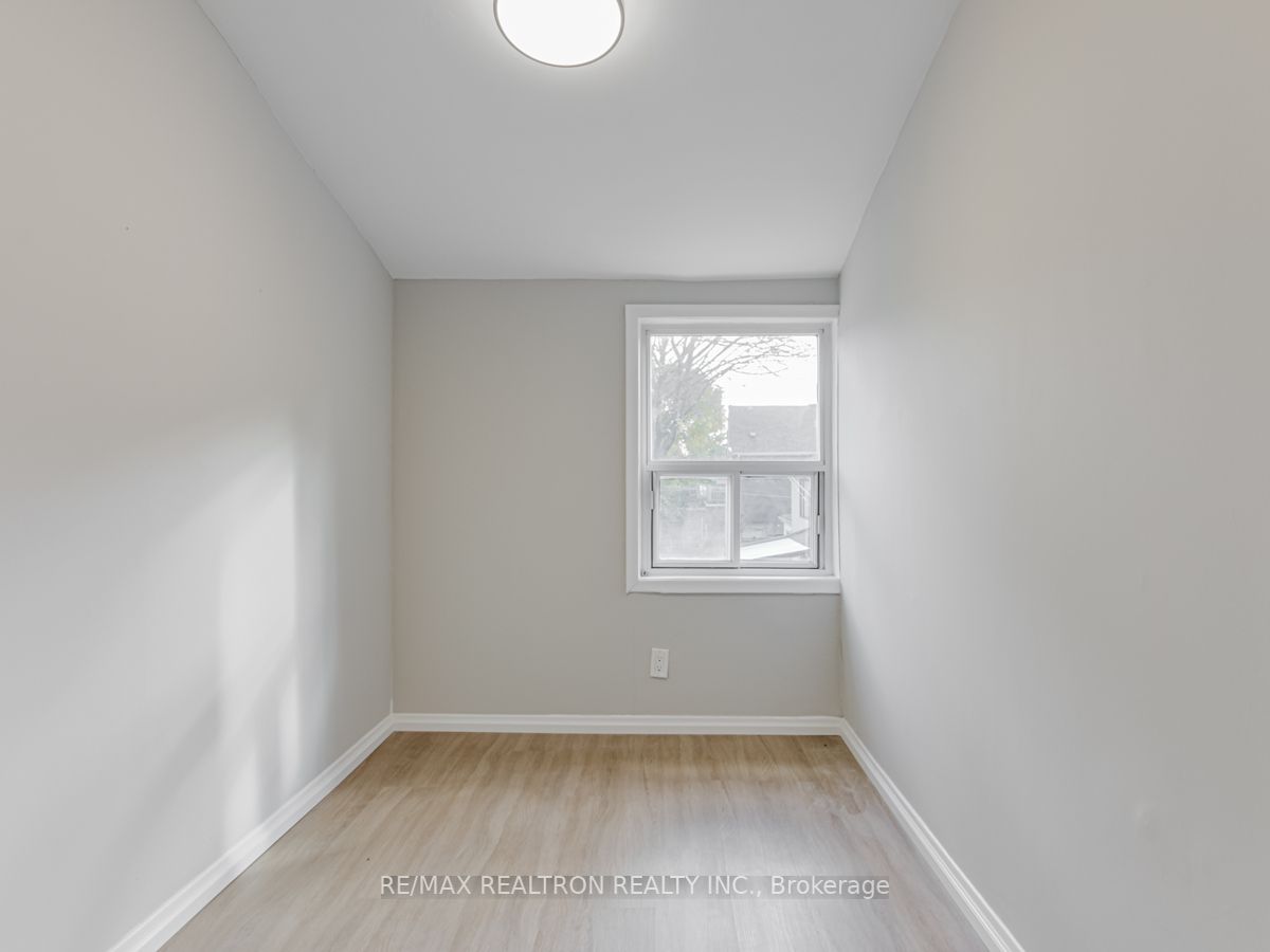 123 Browning Ave
