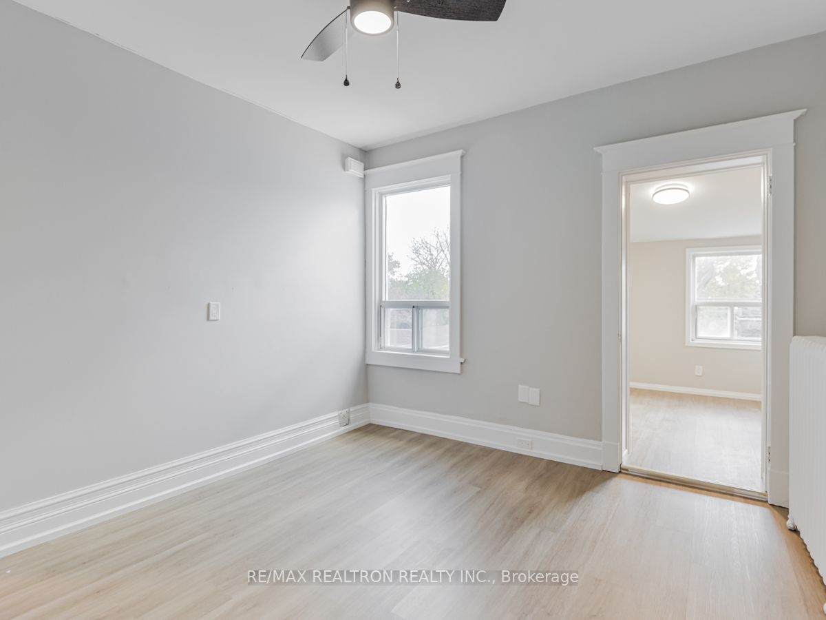 123 Browning Ave