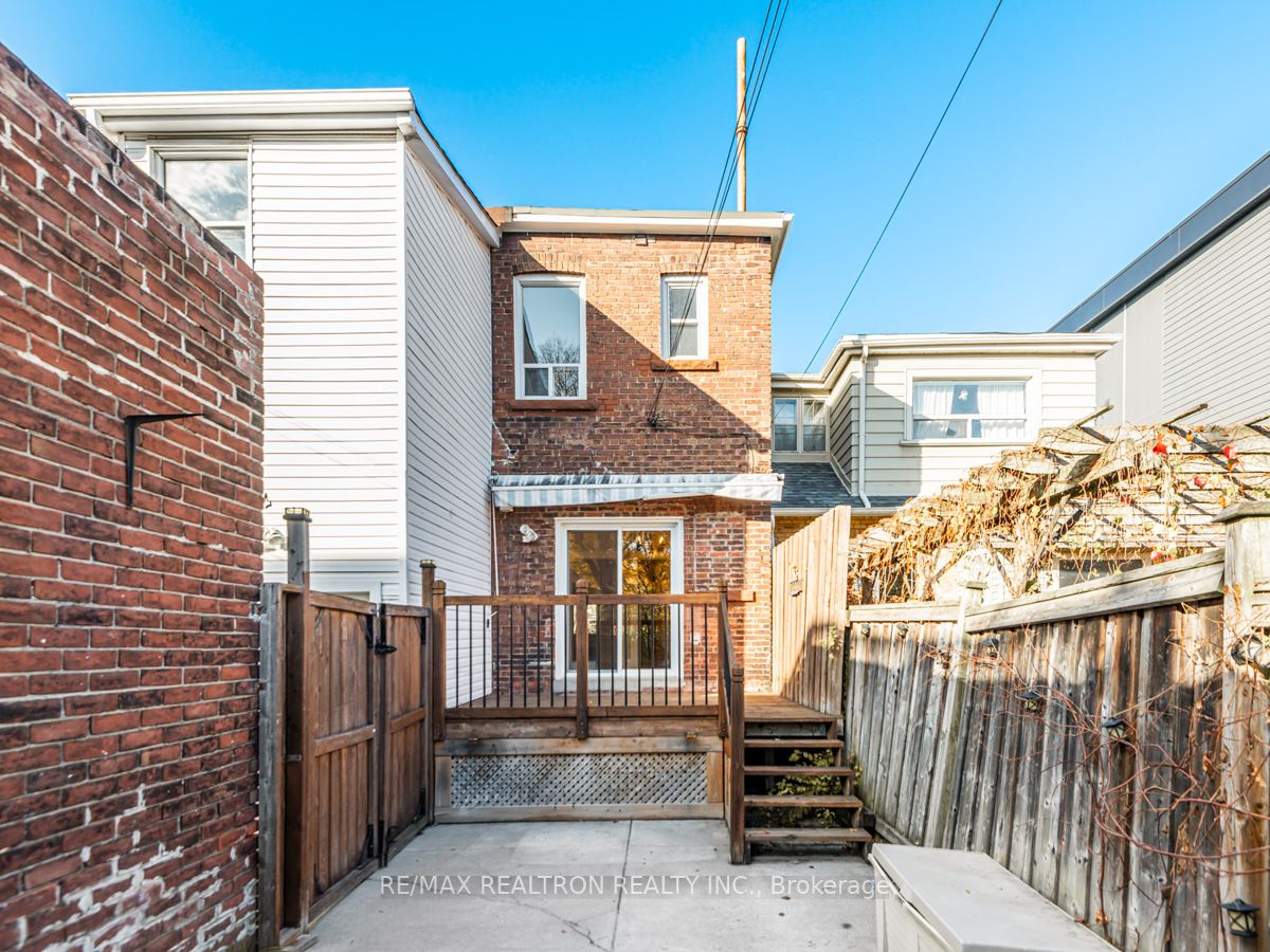 123 Browning Ave