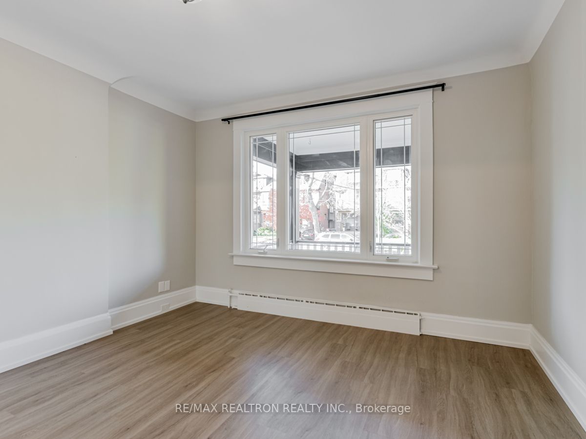 123 Browning Ave