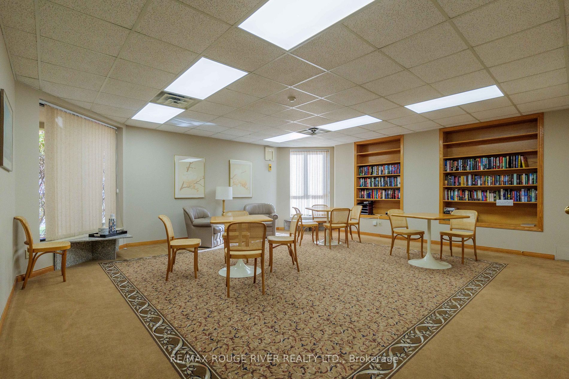 900 Wilson Rd N, #1206