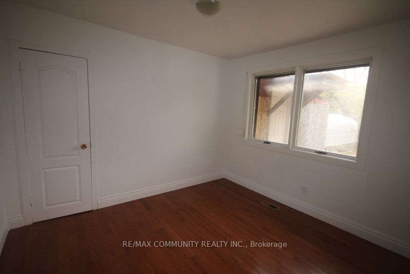 64 Admiral Rd
