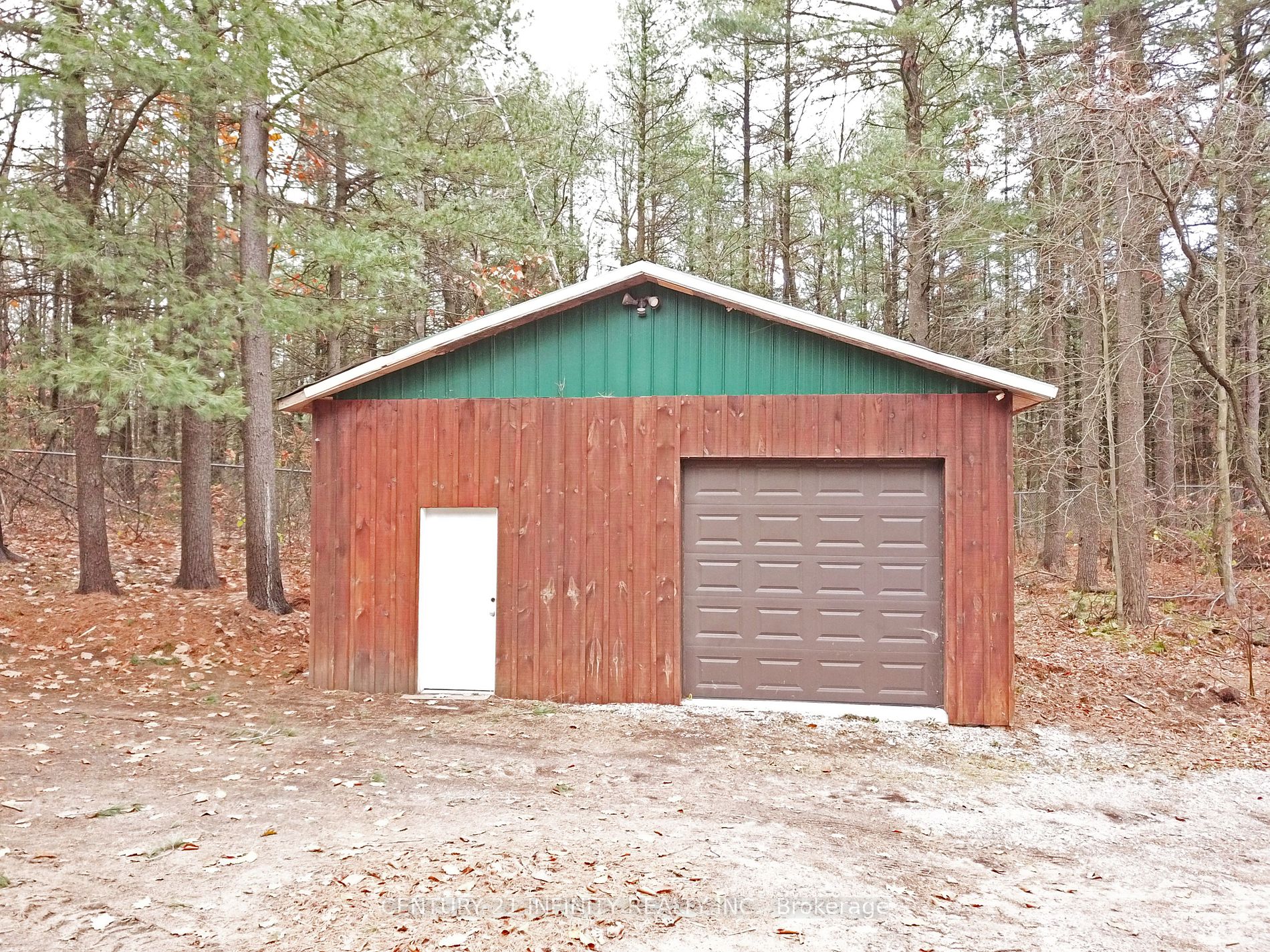 2296 Boundary Road