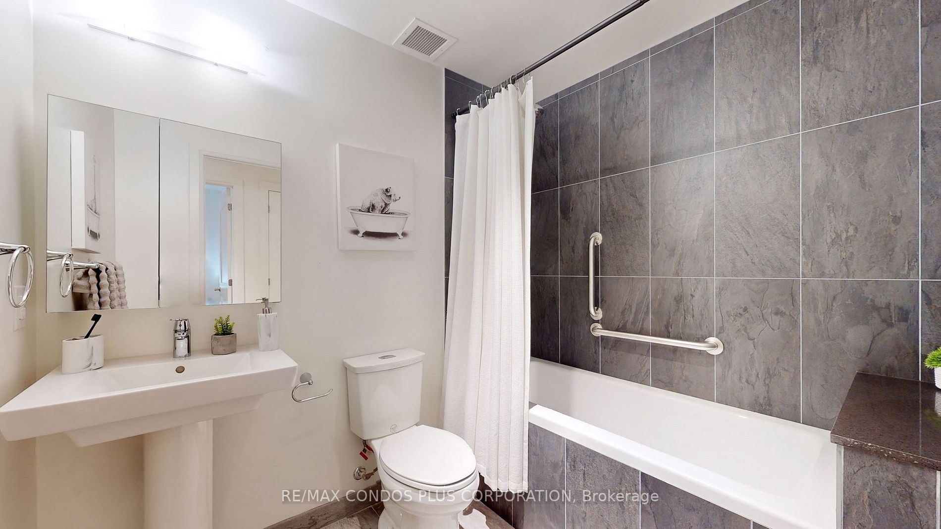 365 Beech Ave, #316