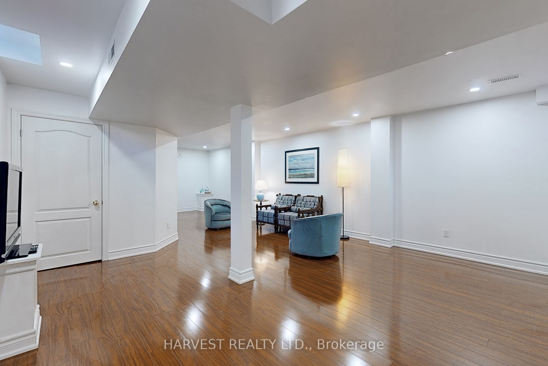 3 Tozer Cres