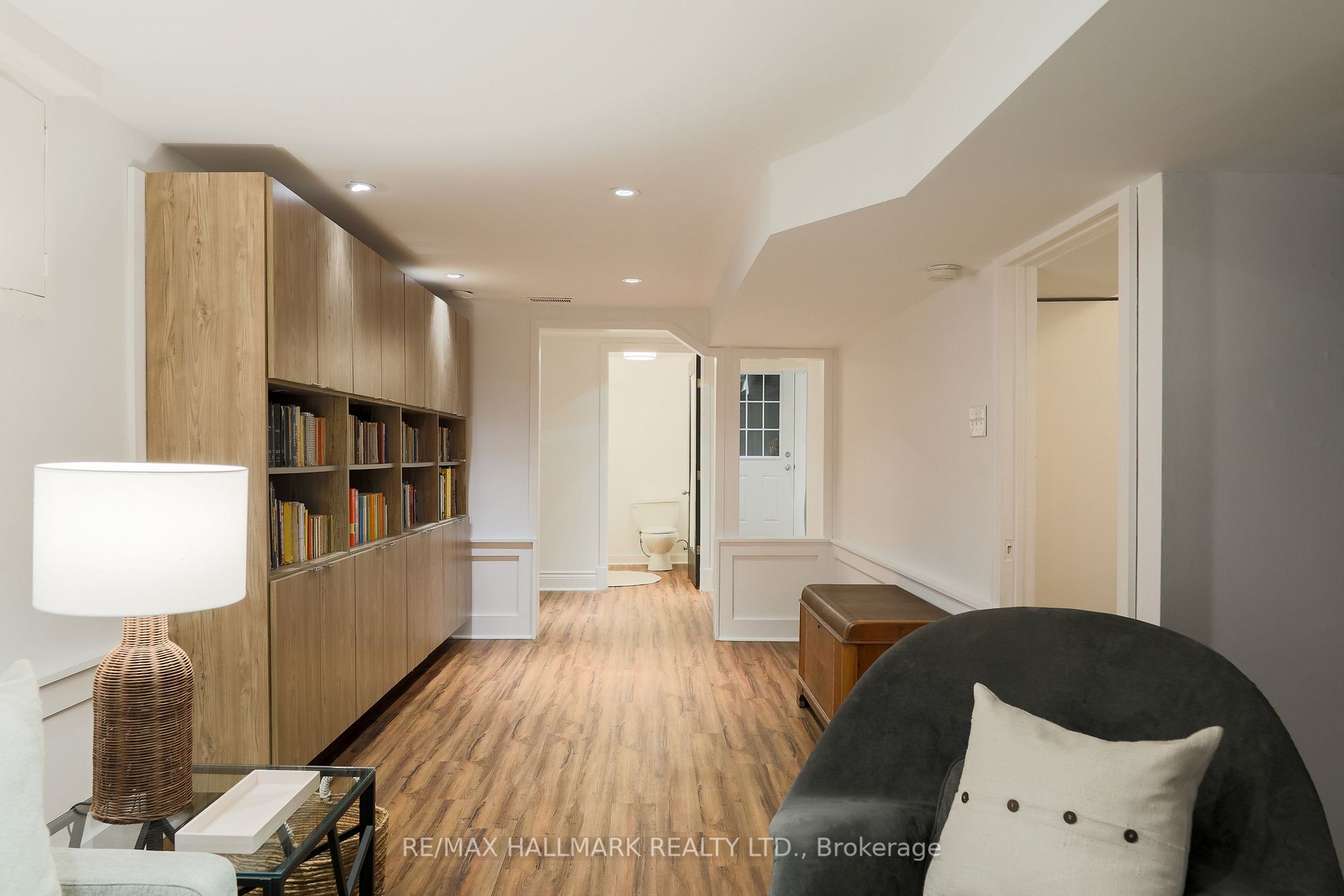 156 Riverdale Ave