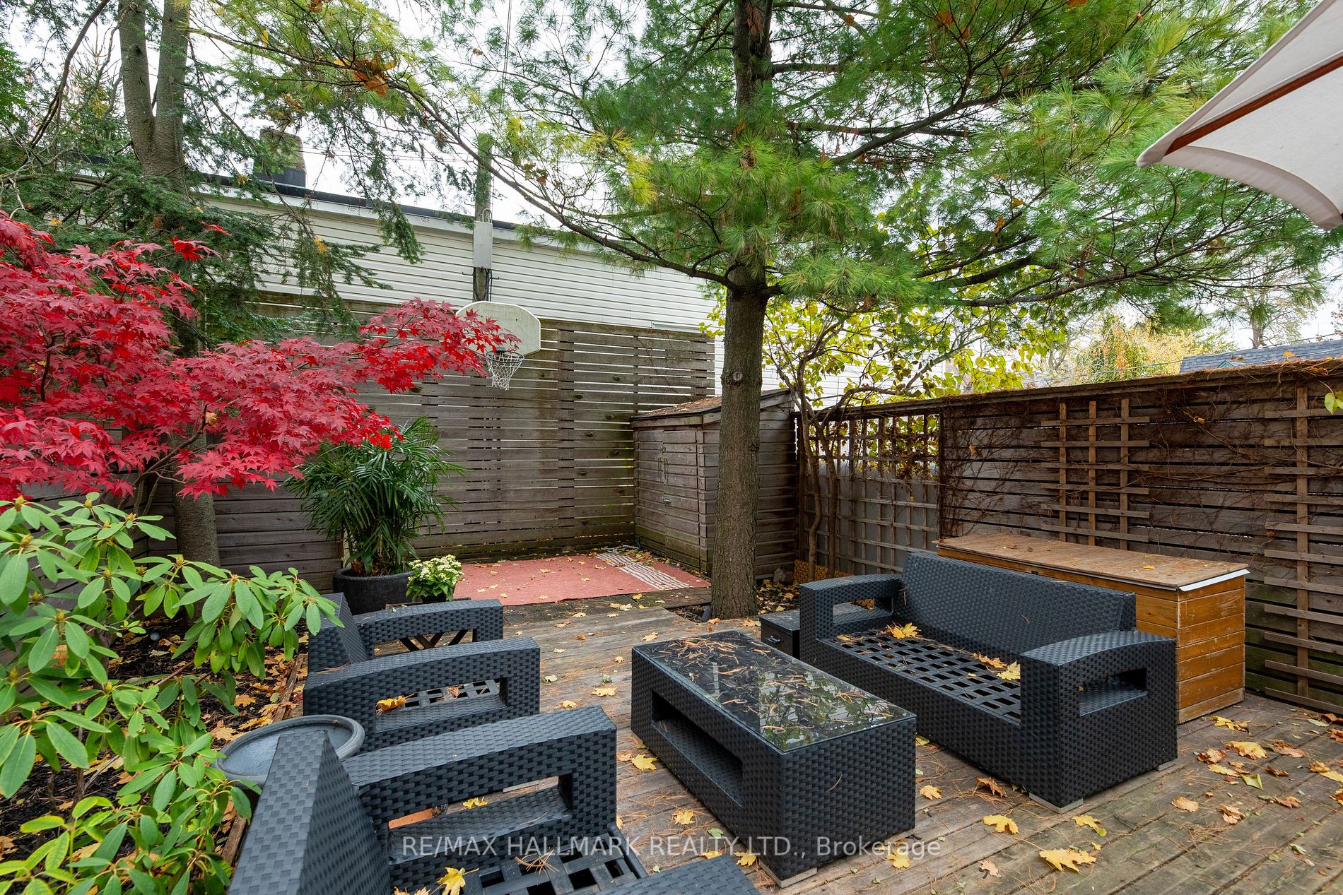 156 Riverdale Ave