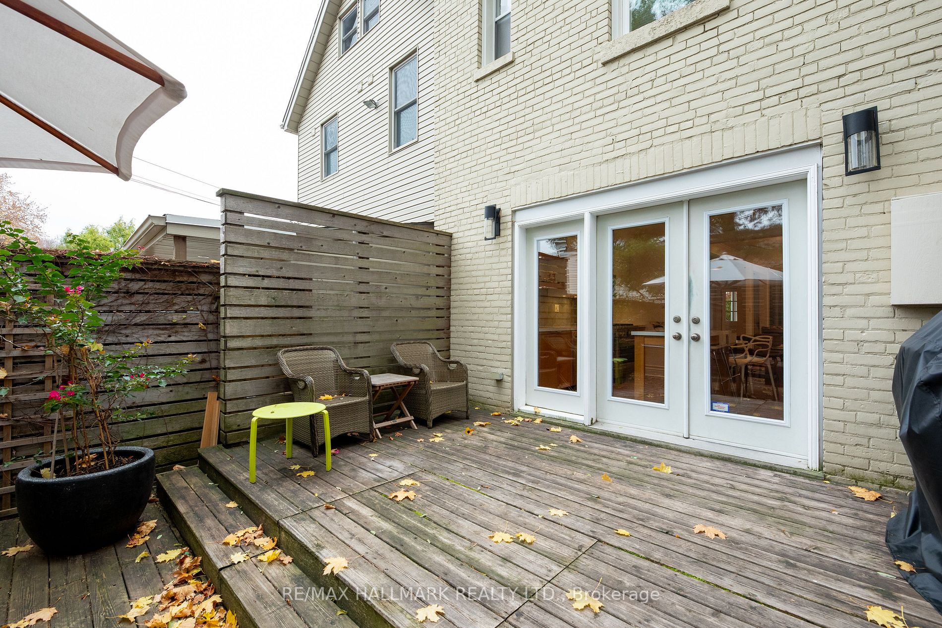 156 Riverdale Ave