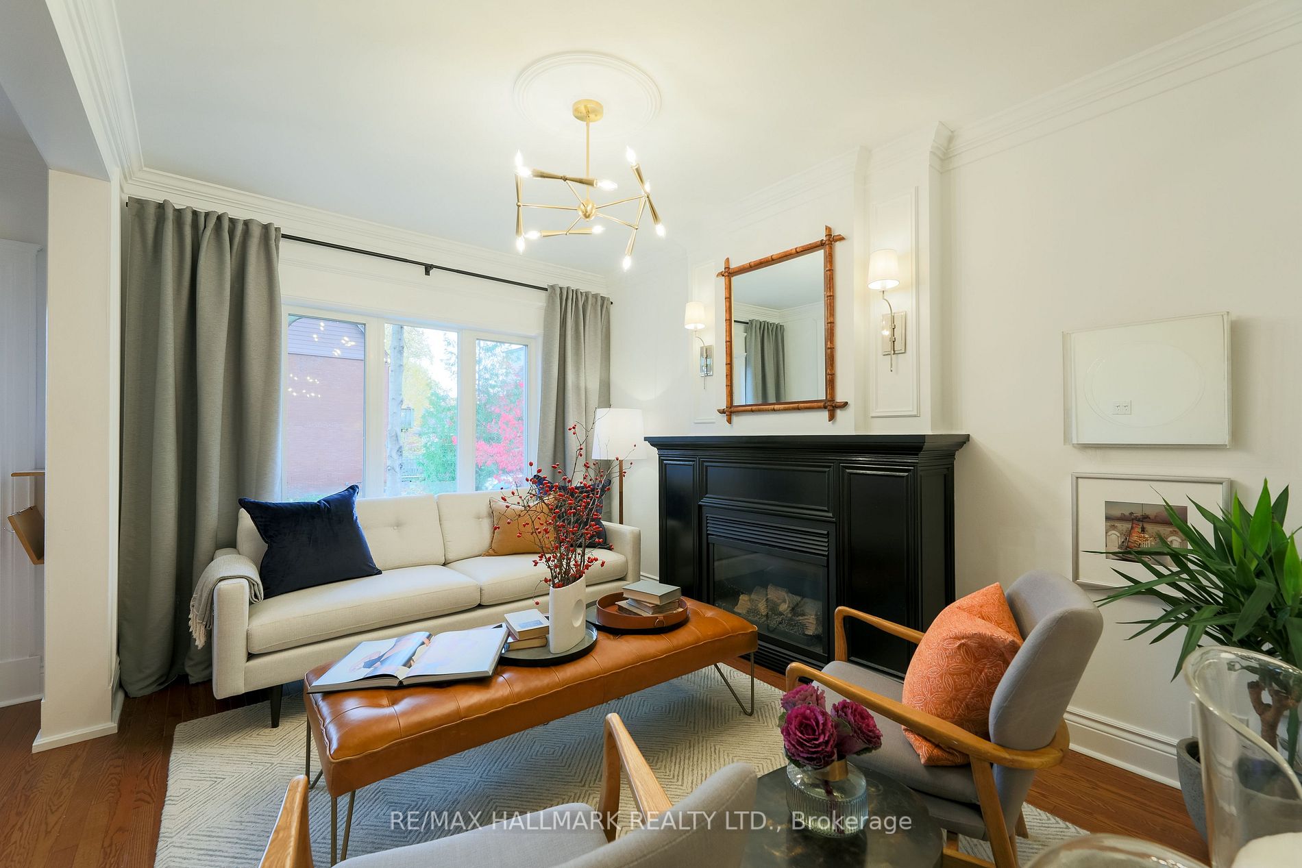 156 Riverdale Ave