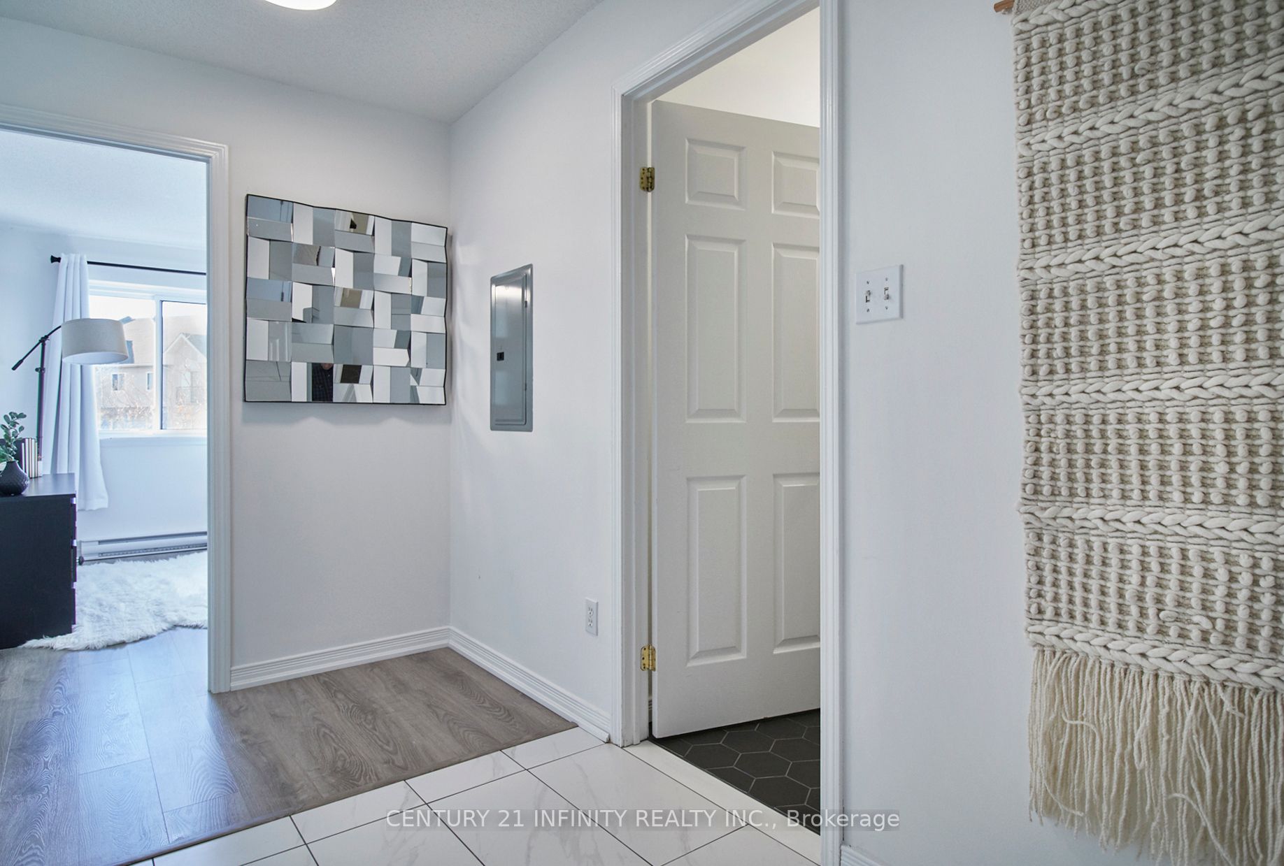 83 Aspen Springs Dr, #204