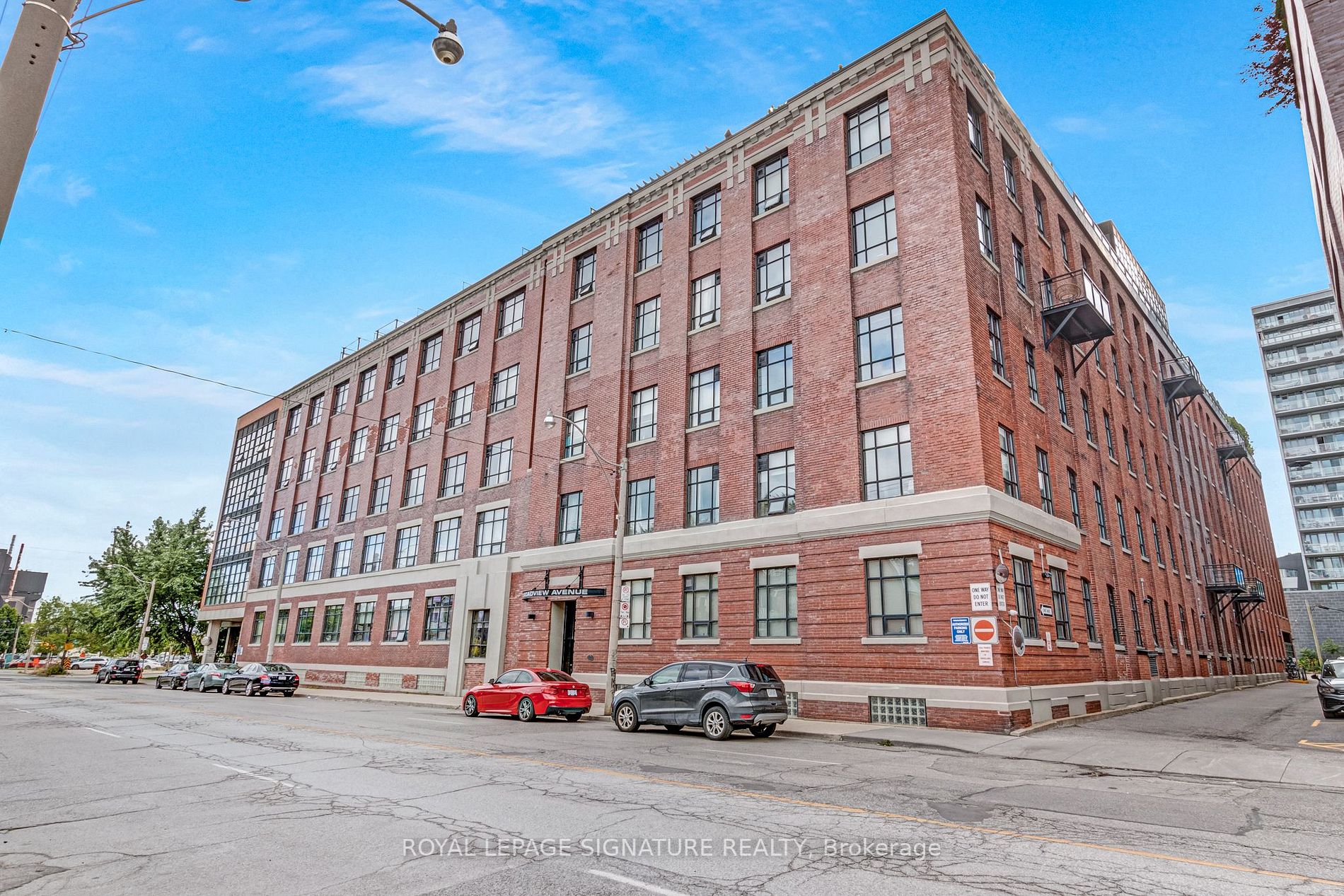 68 Broadview Ave, #305