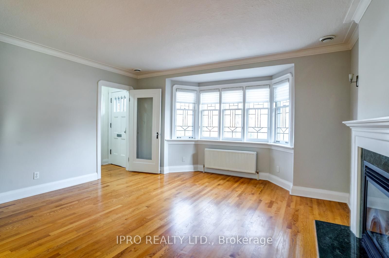 62 Lankin Blvd