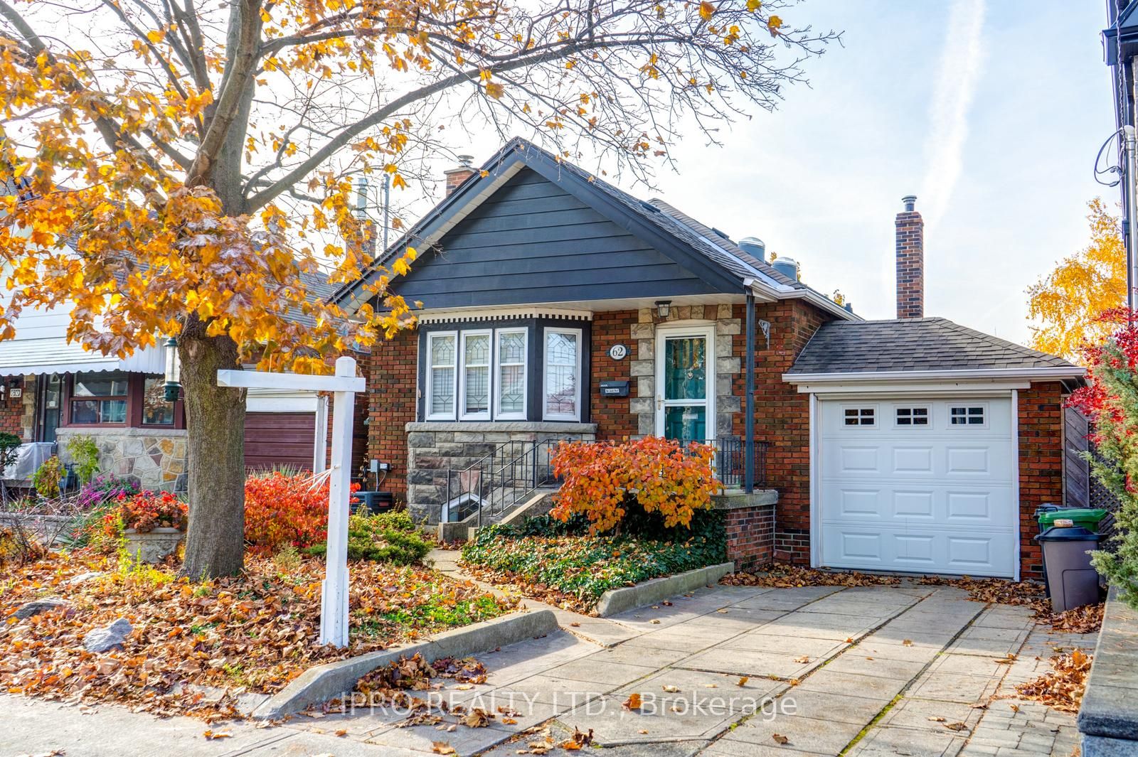 62 Lankin Blvd