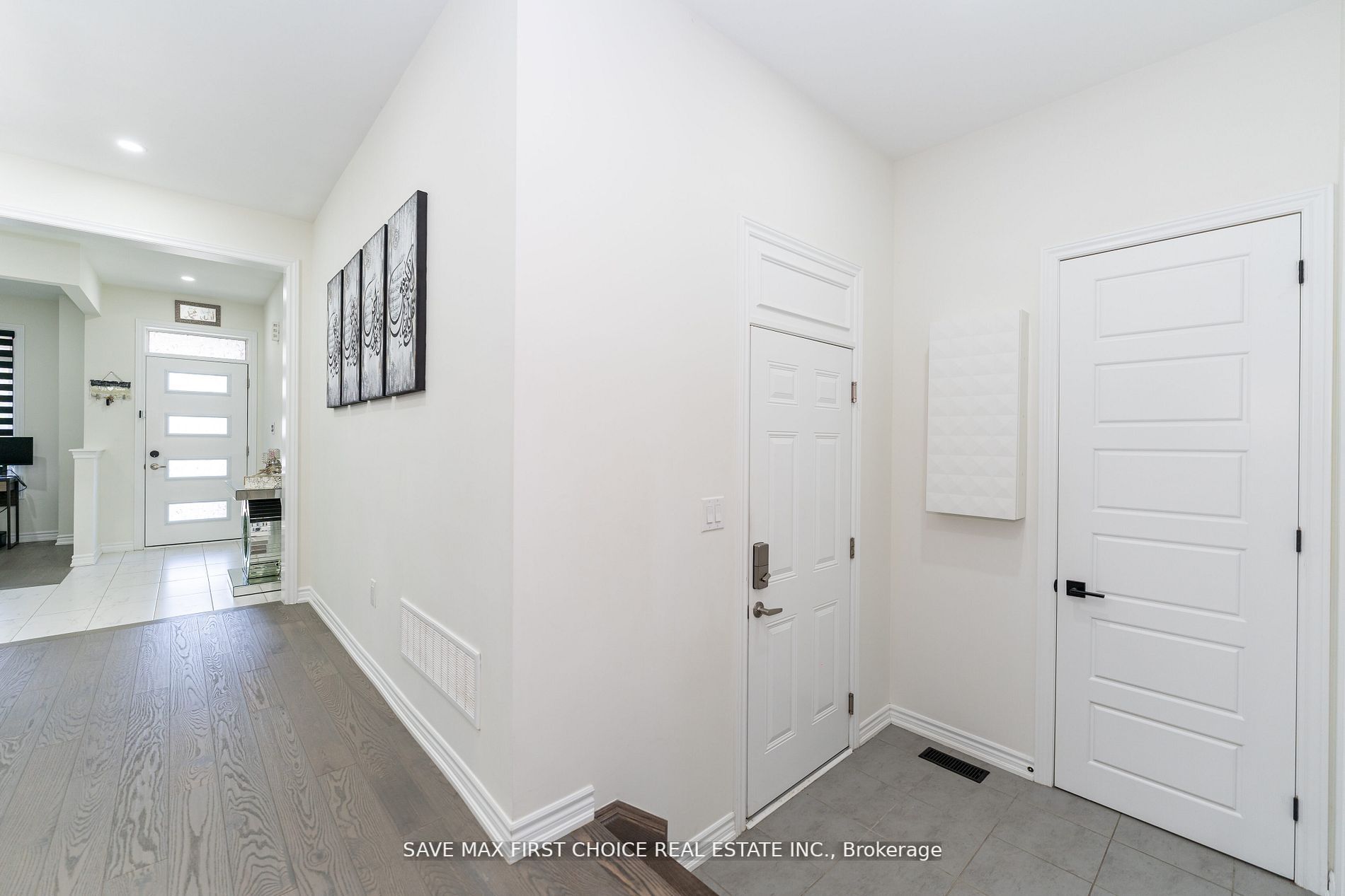 44 Broden Cres