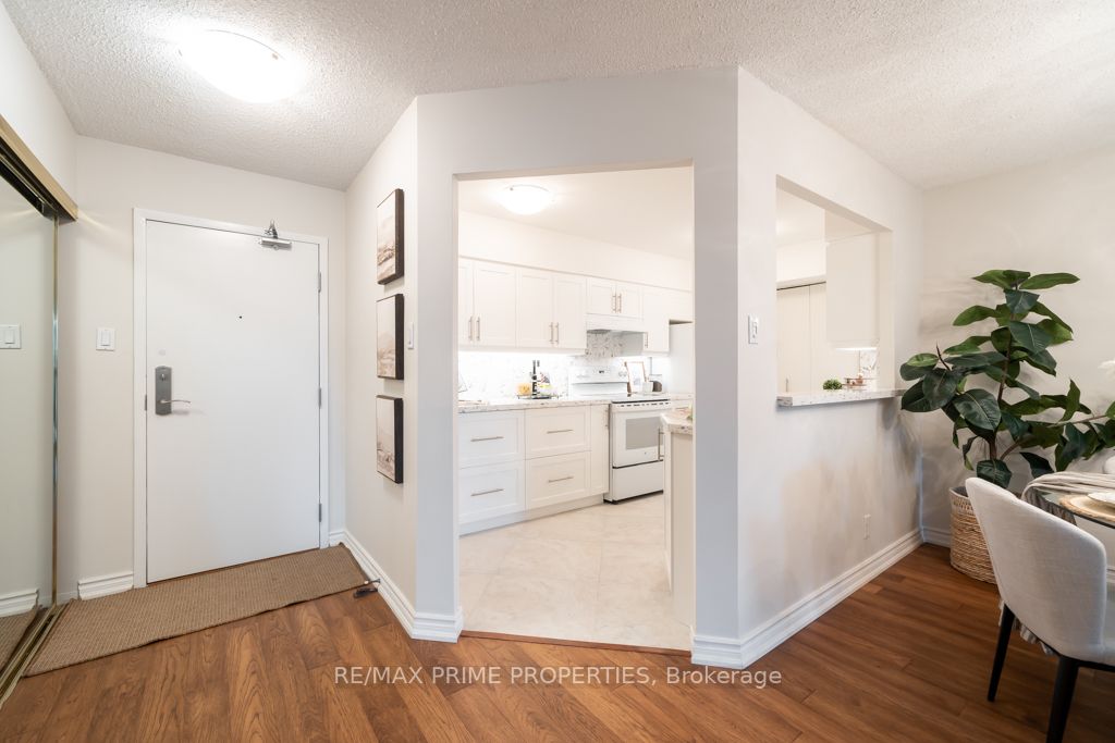 1890 Valley Farm Rd, #310