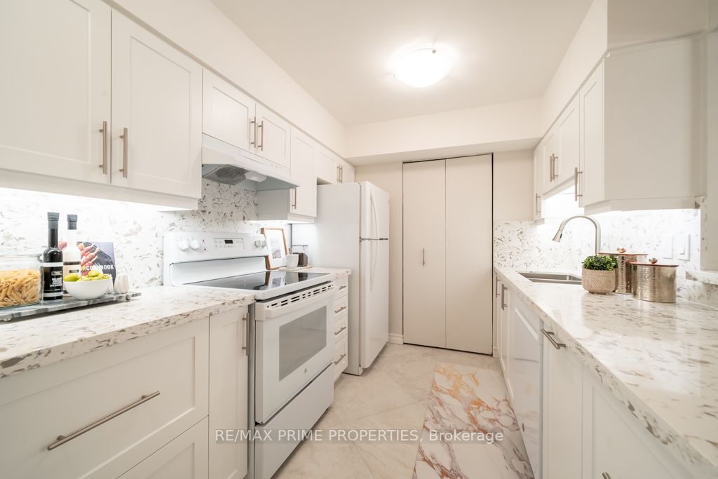 1890 Valley Farm Rd, #310