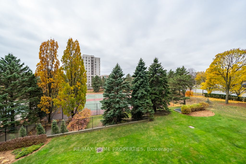 1890 Valley Farm Rd, #310