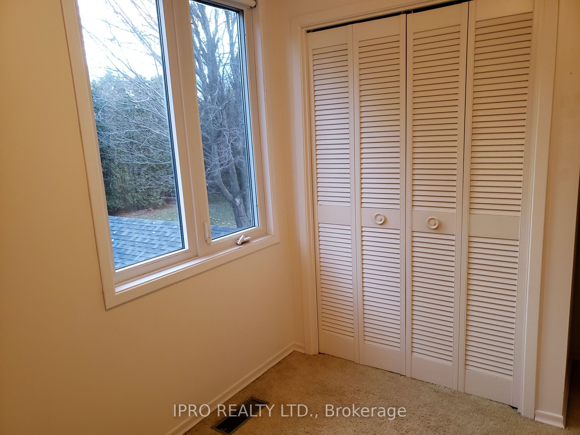 32 Darlington Blvd
