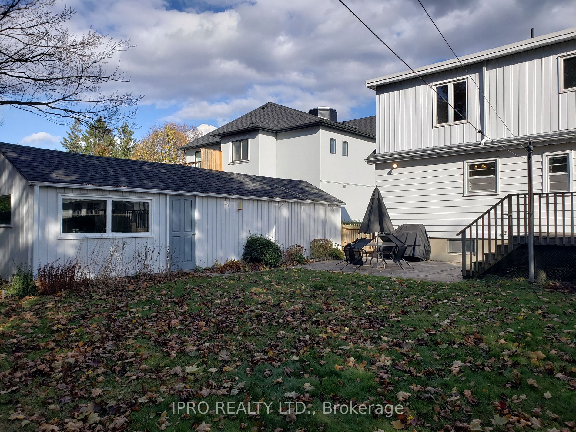 32 Darlington Blvd