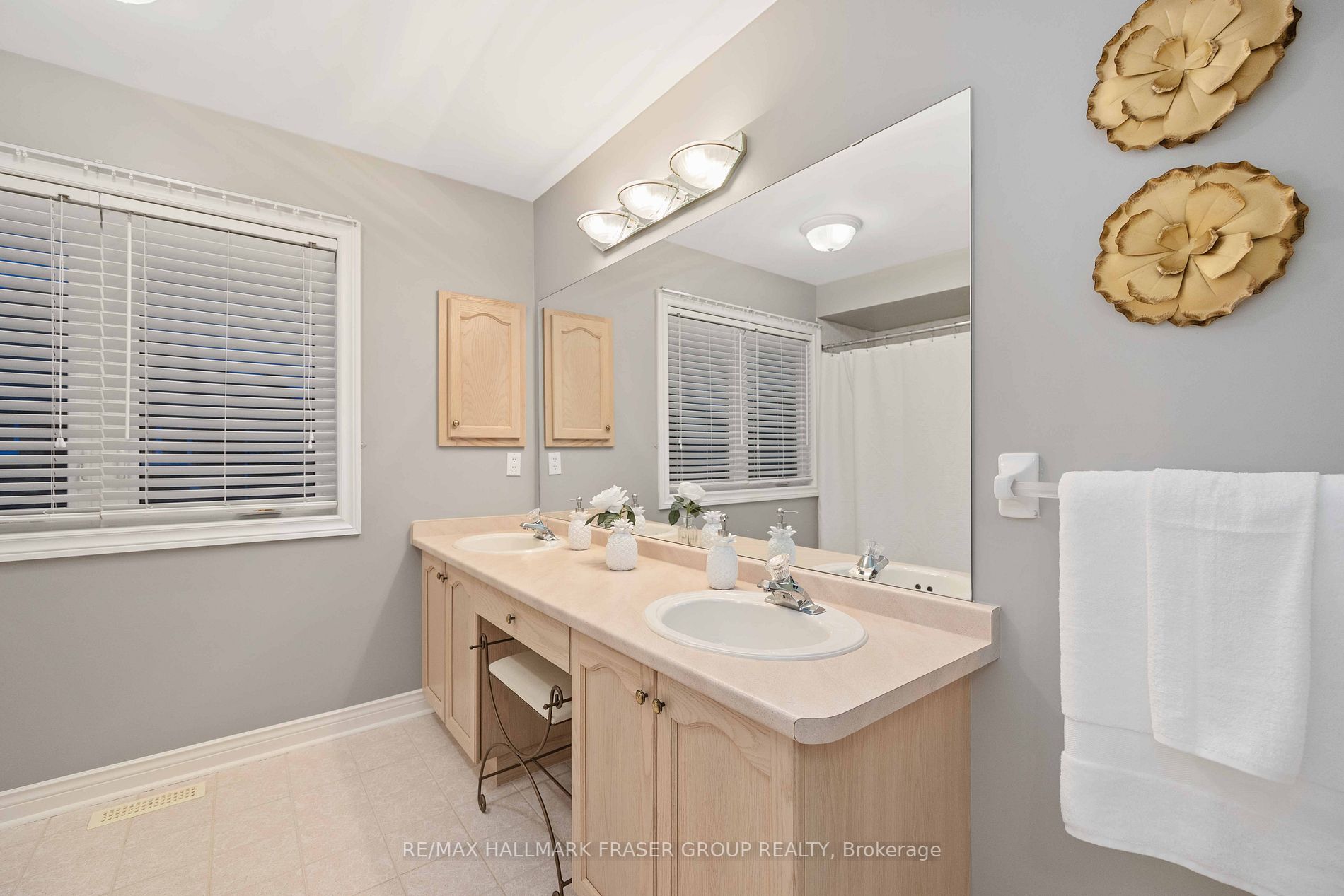18 Mortimer Cres