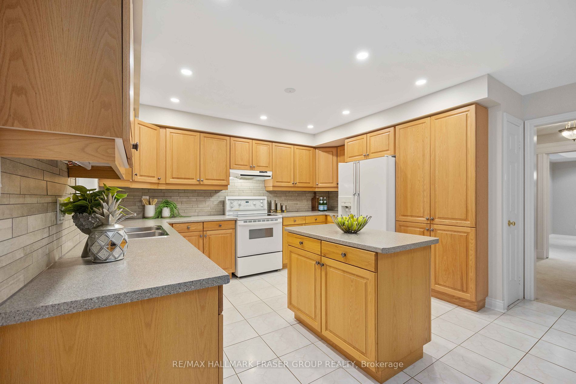 18 Mortimer Cres