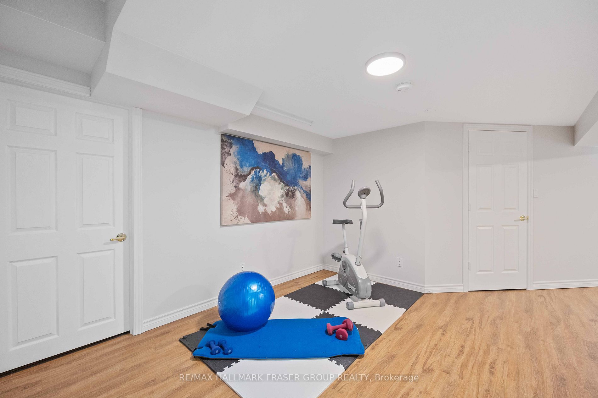 18 Mortimer Cres