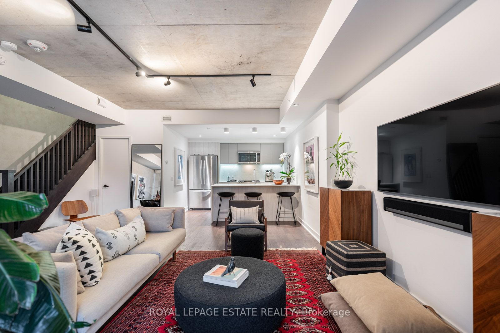 630 Kingston Rd, #105