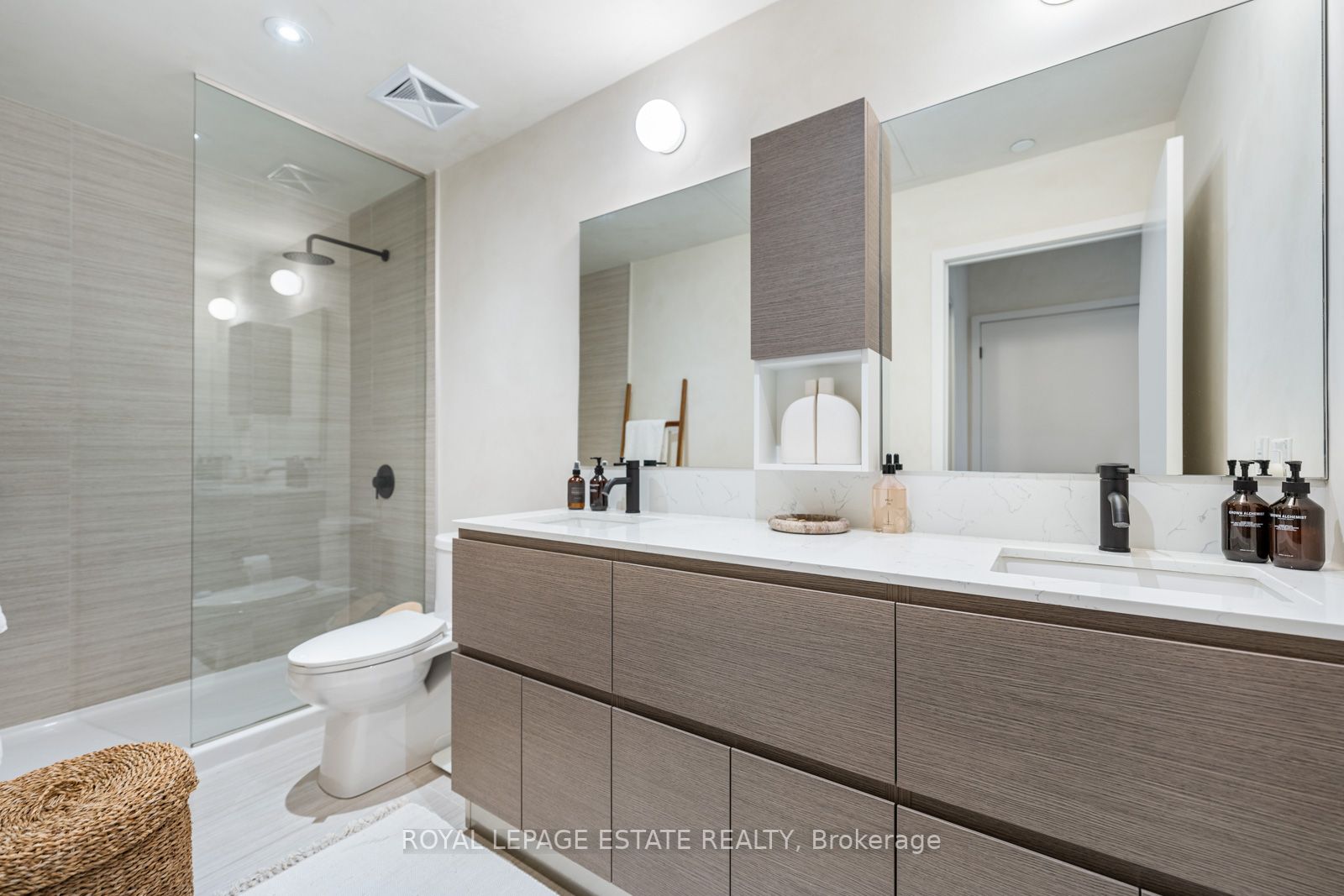 630 Kingston Rd, #105