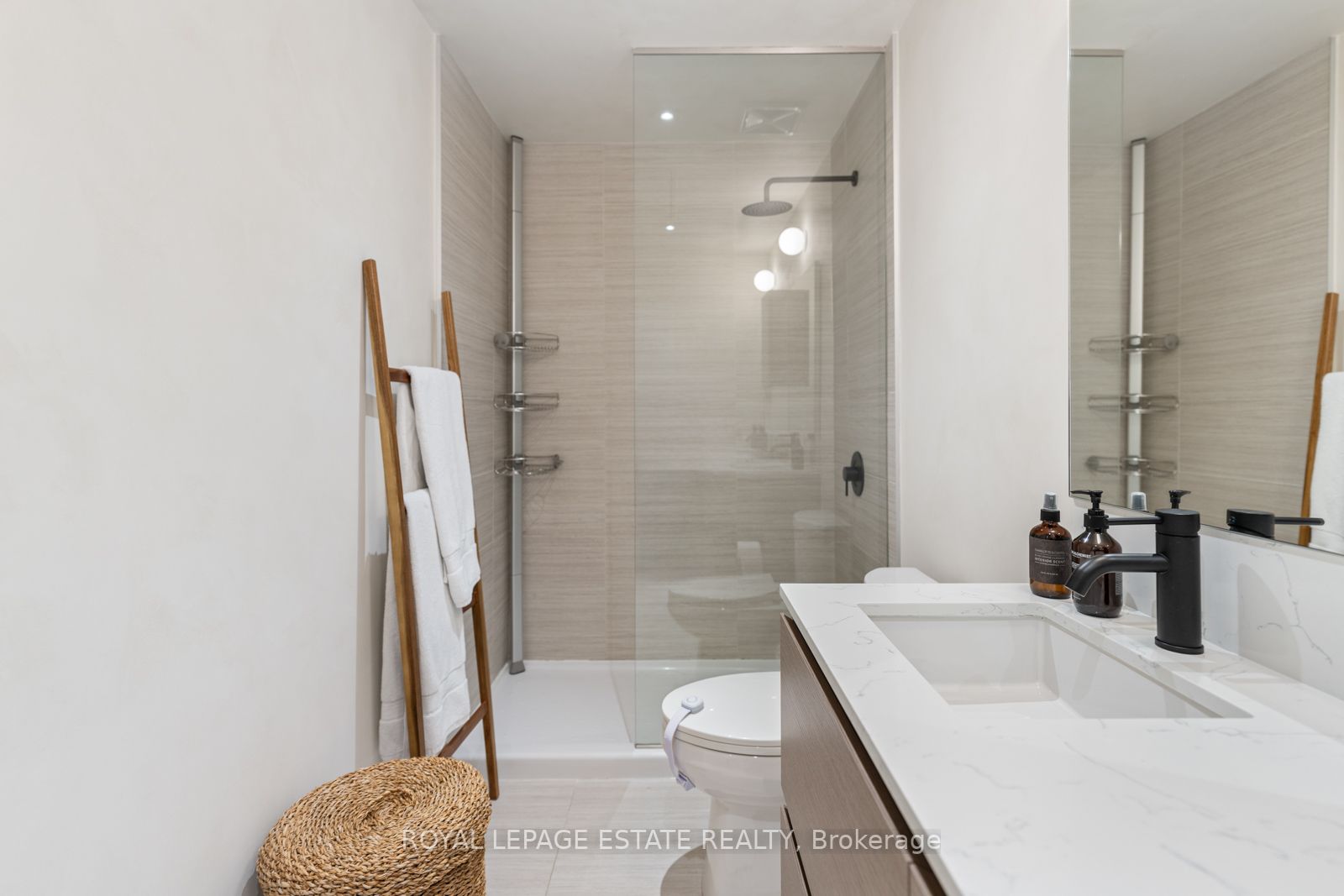 630 Kingston Rd, #105