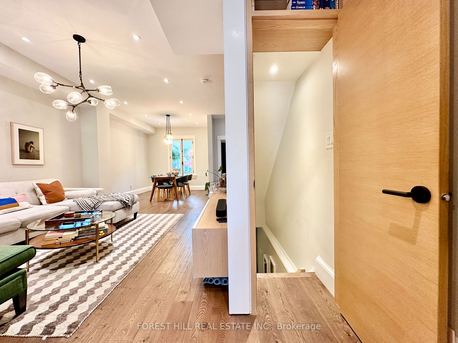 201 Boulton Ave