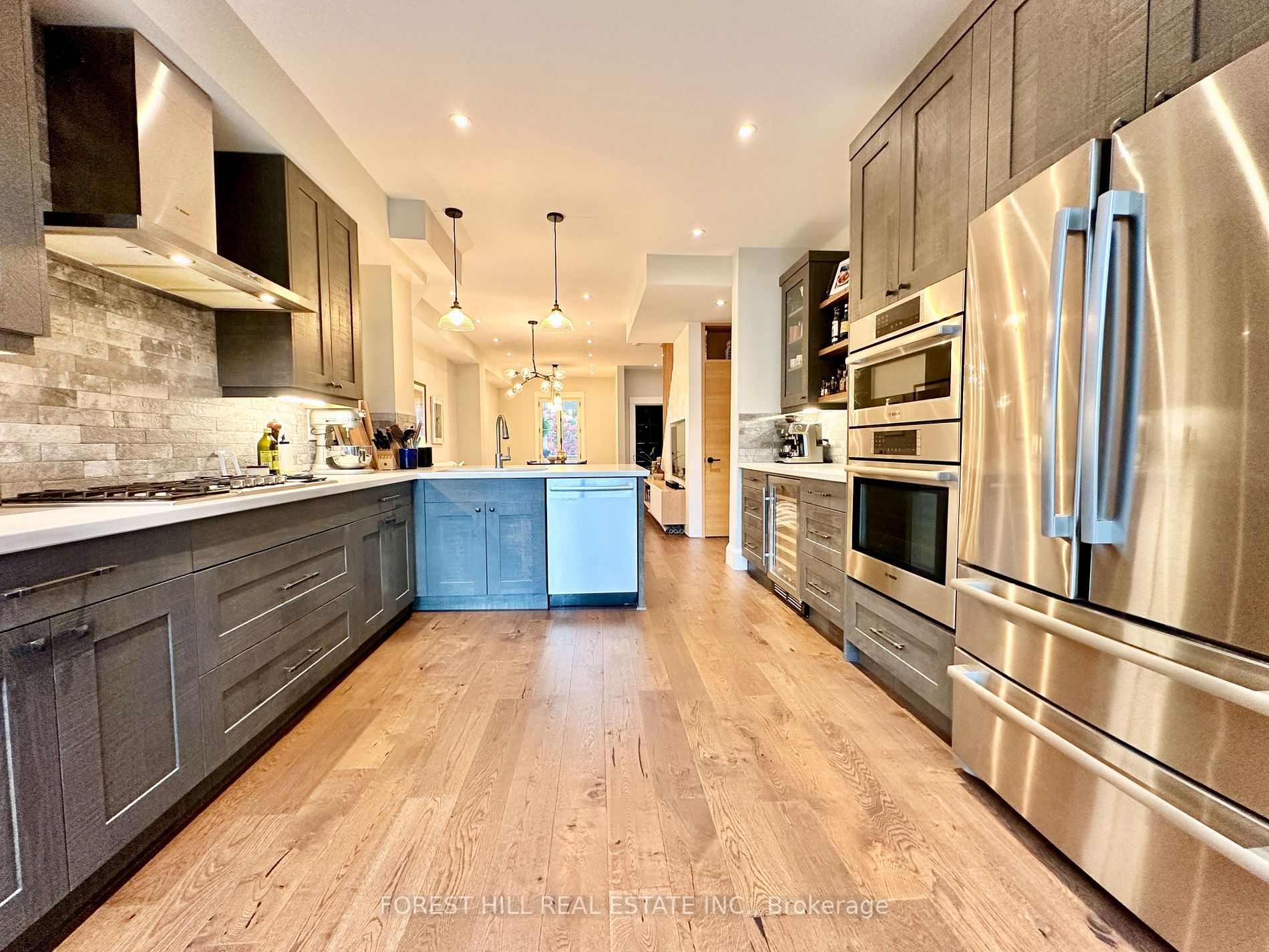 201 Boulton Ave