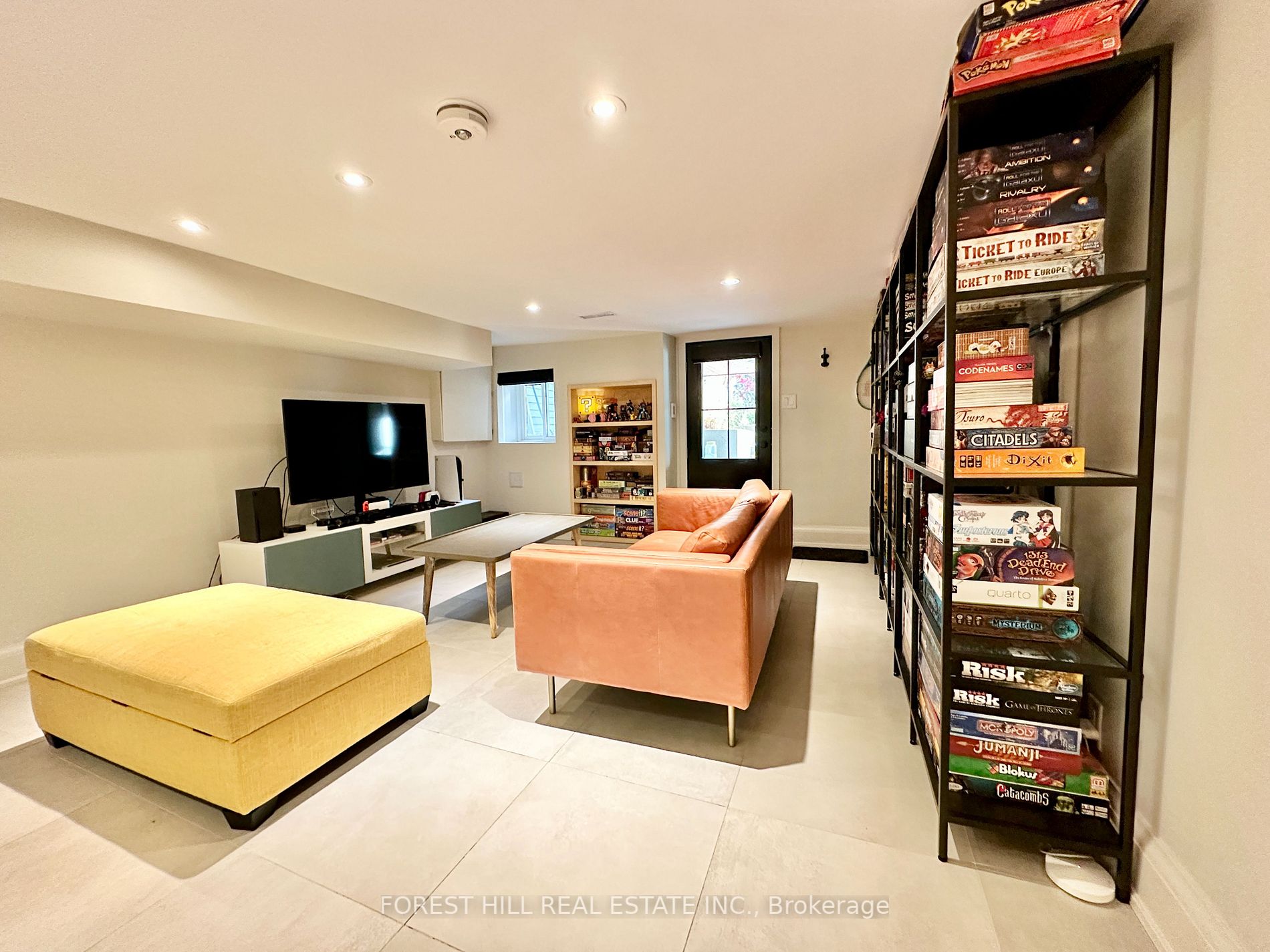 201 Boulton Ave