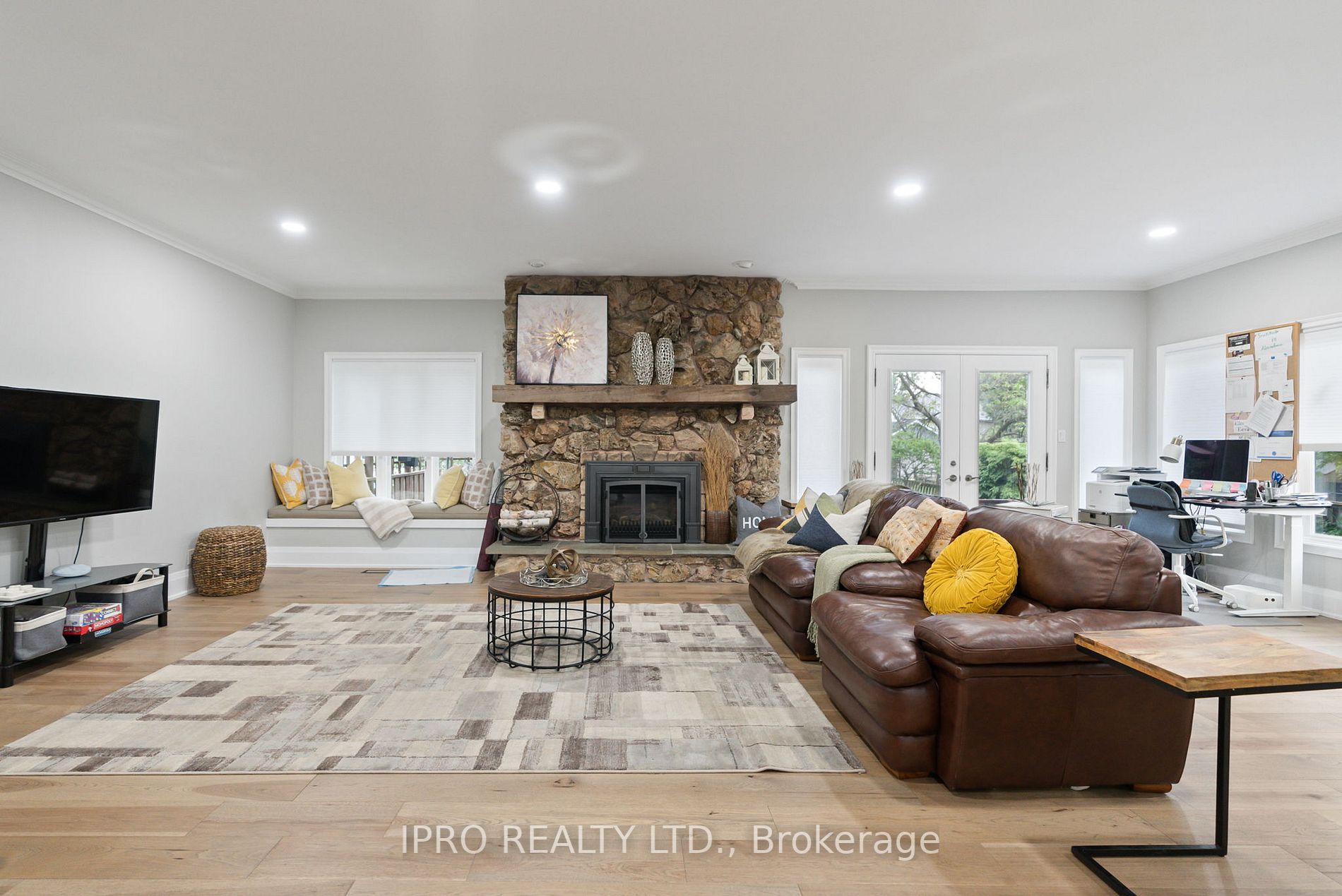 485 Maple Ave