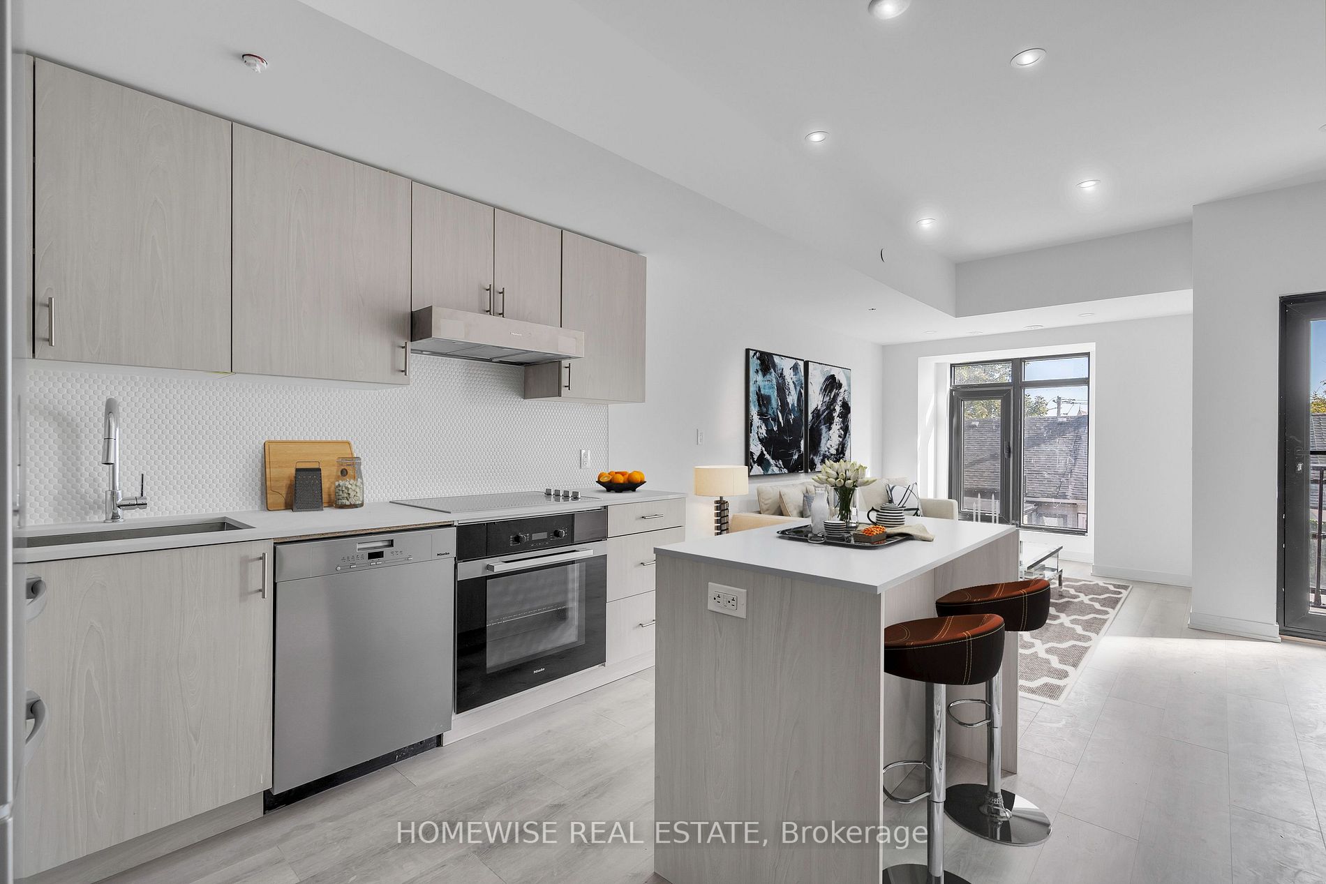 485 Logan Ave, #314