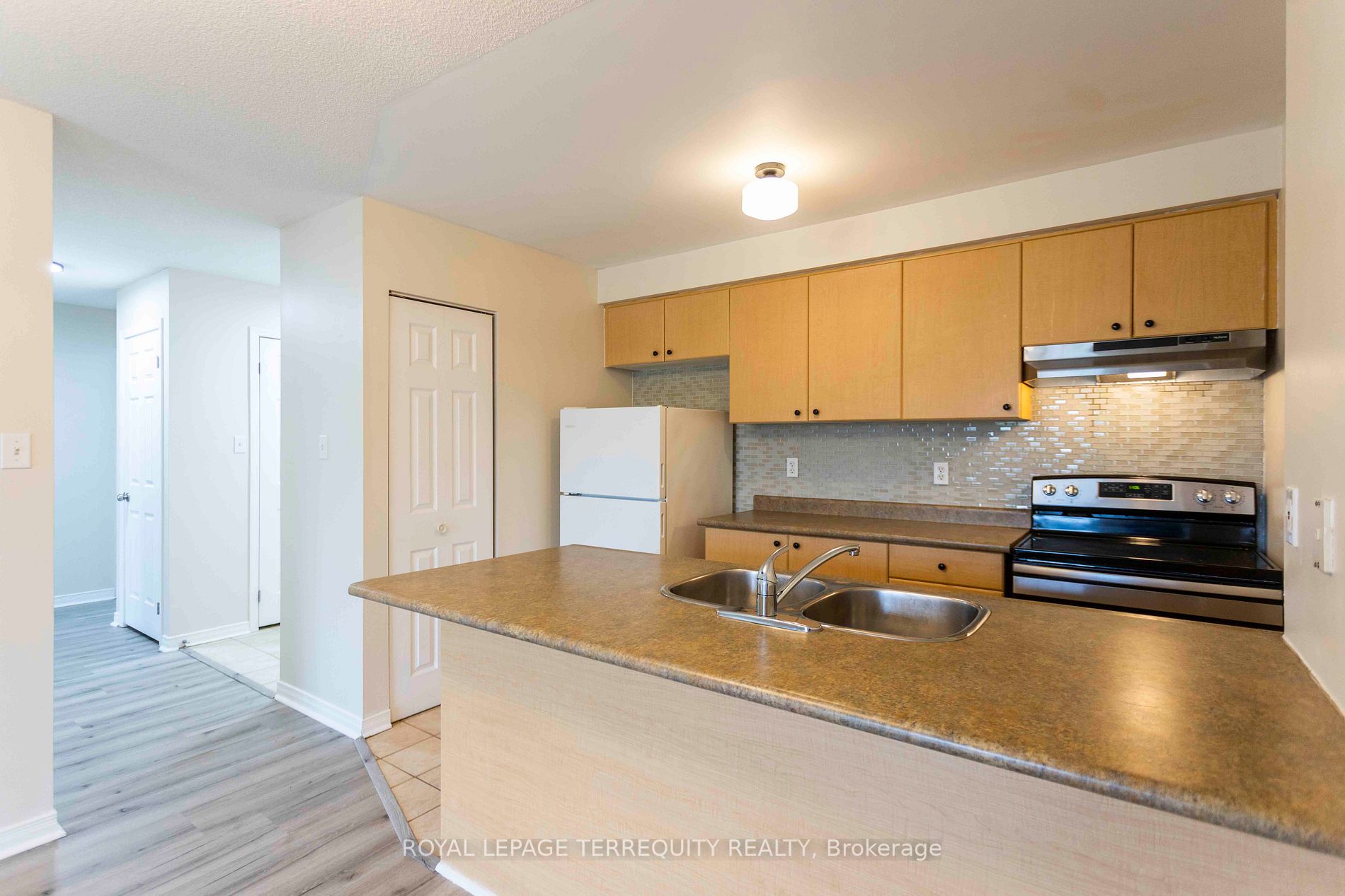 94 Aspen Springs Dr, #211