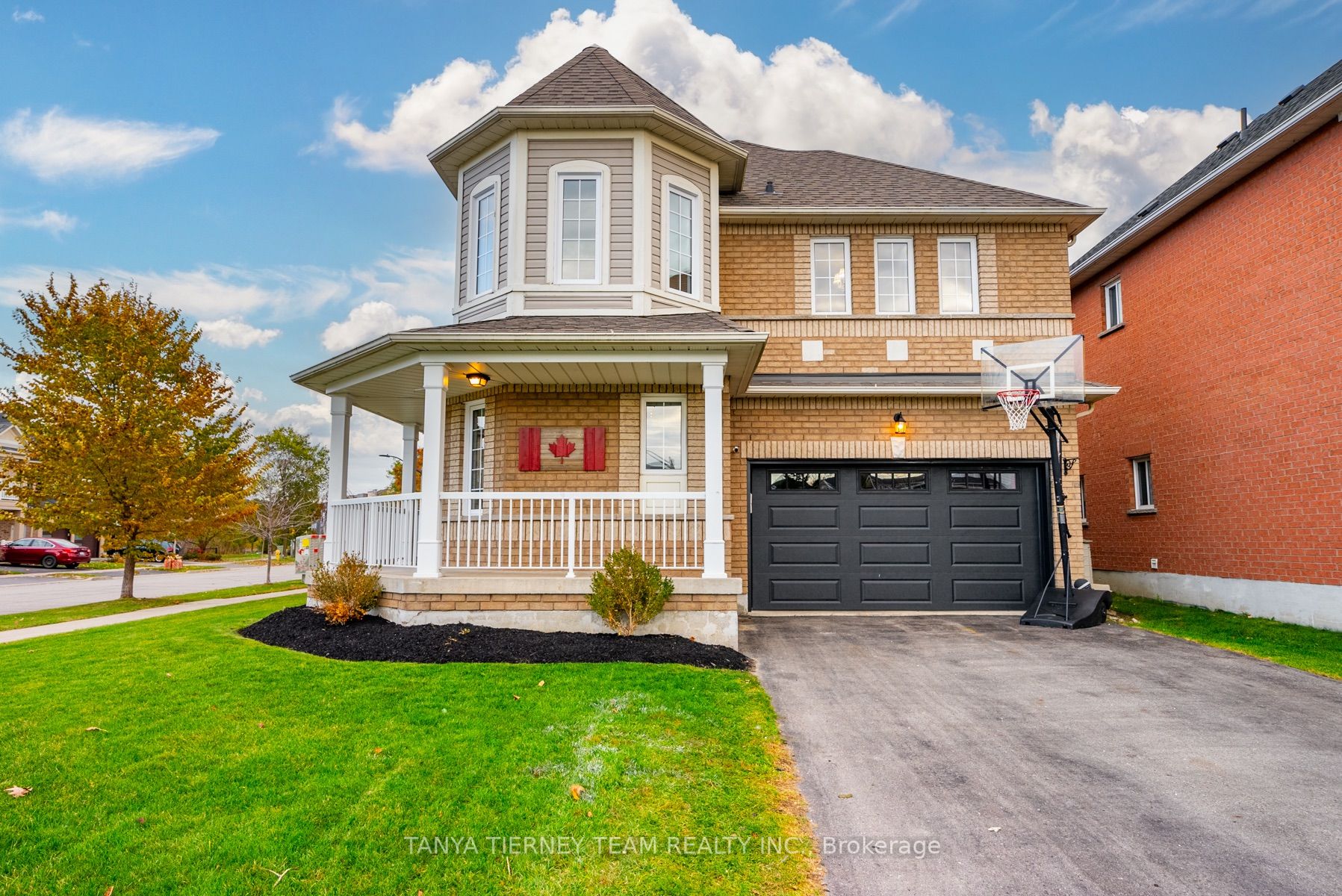 1 Hanlan Crt