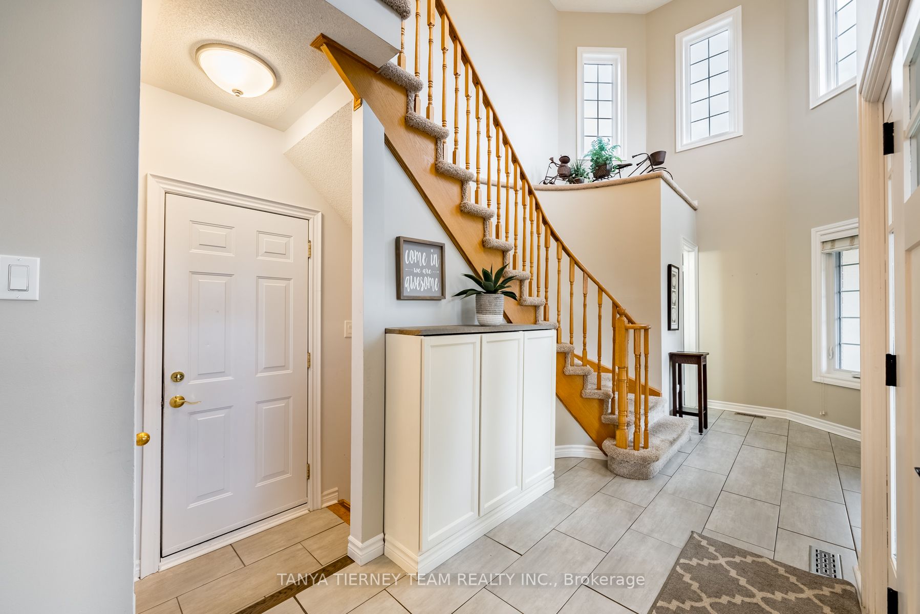1 Hanlan Crt