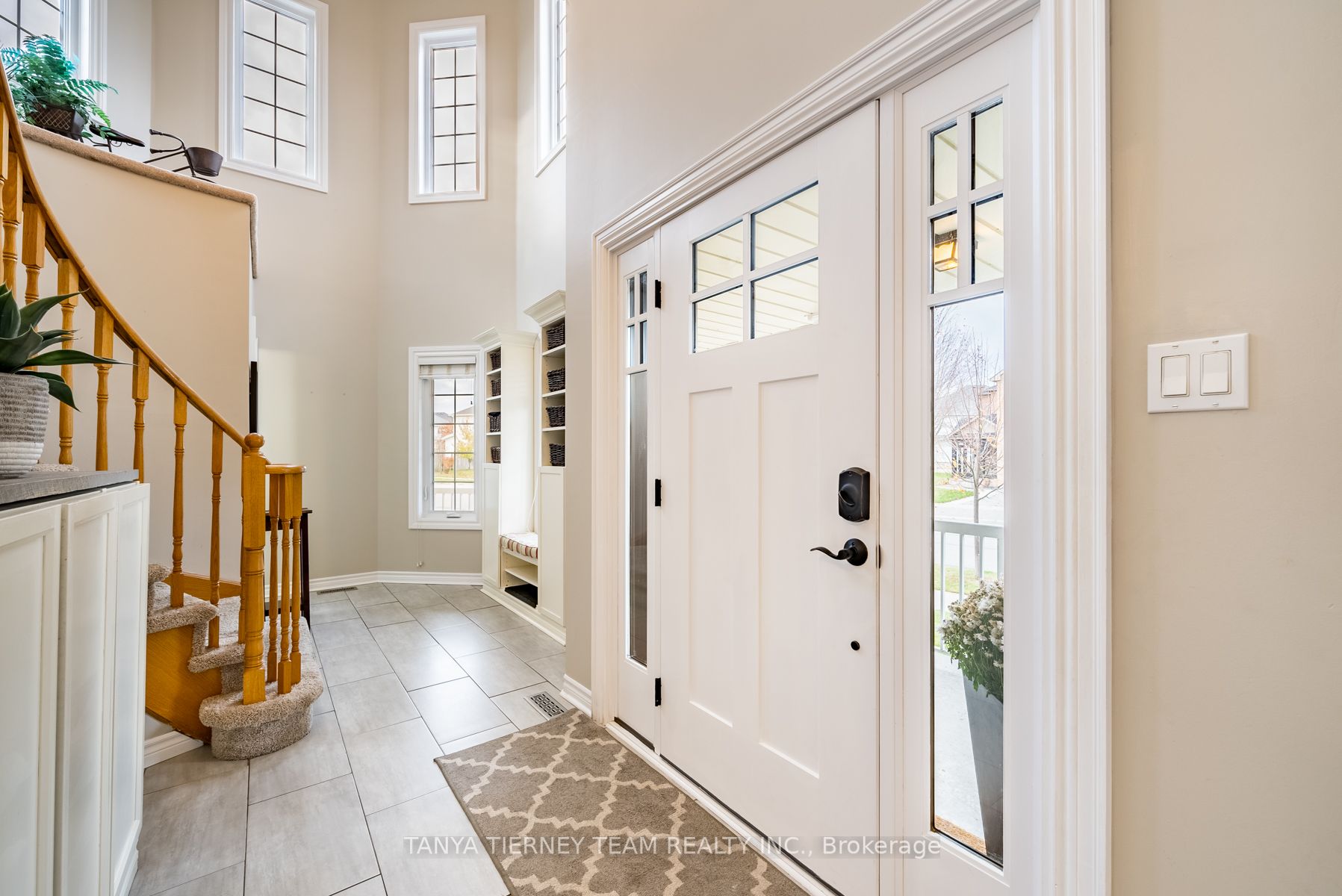 1 Hanlan Crt