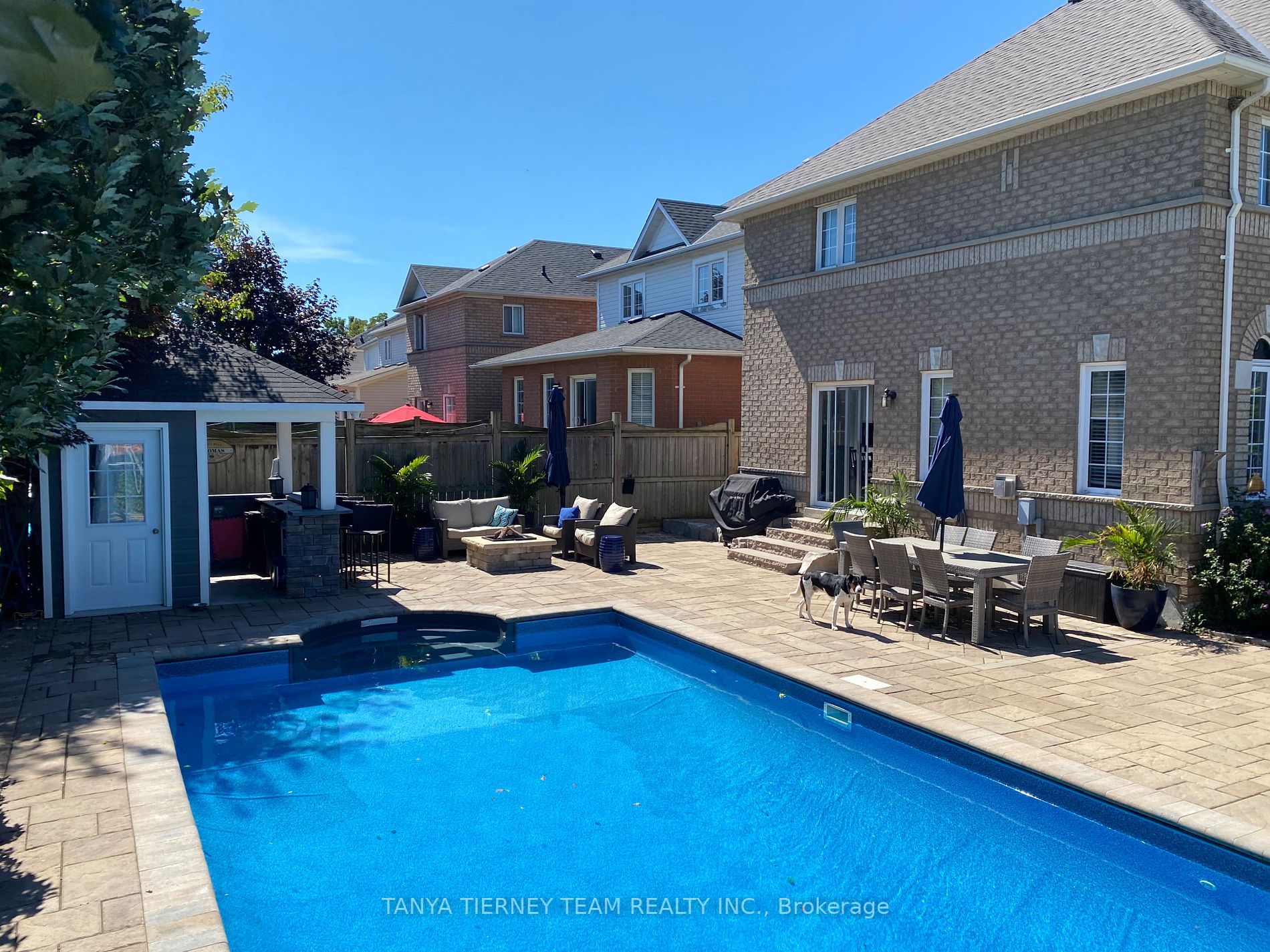 1 Hanlan Crt