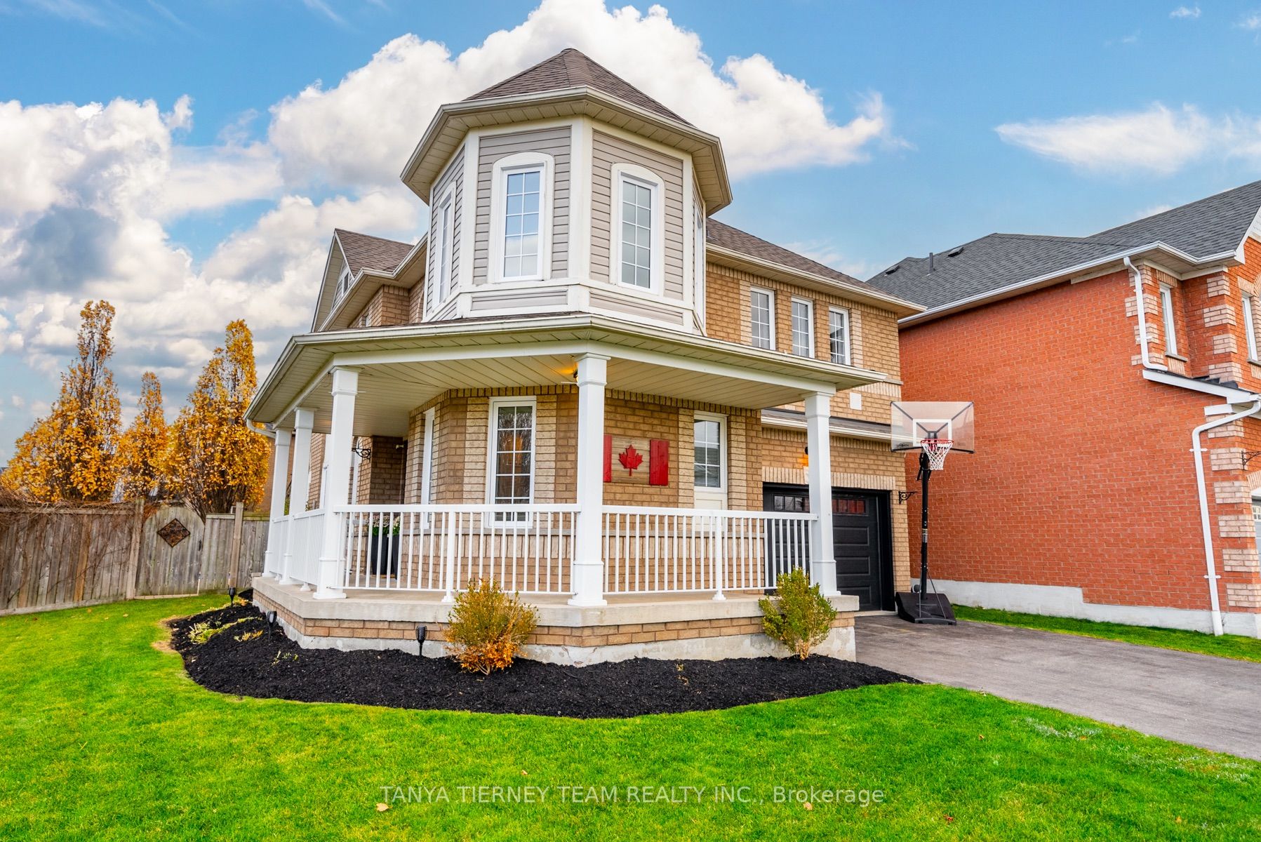 1 Hanlan Crt