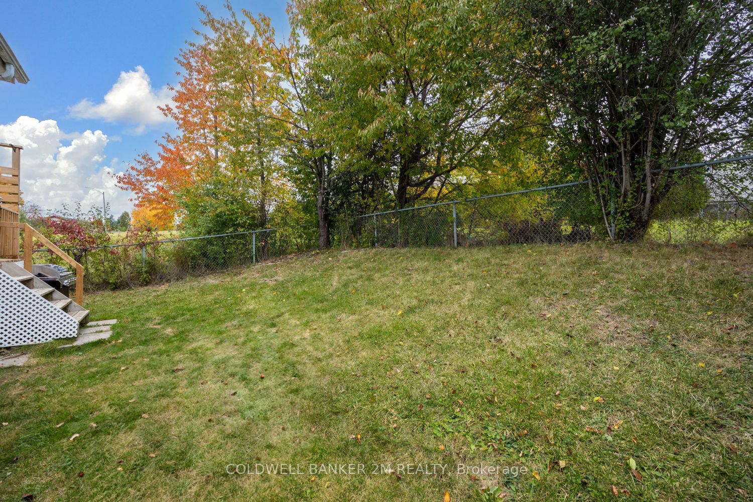 717 Attersley Dr