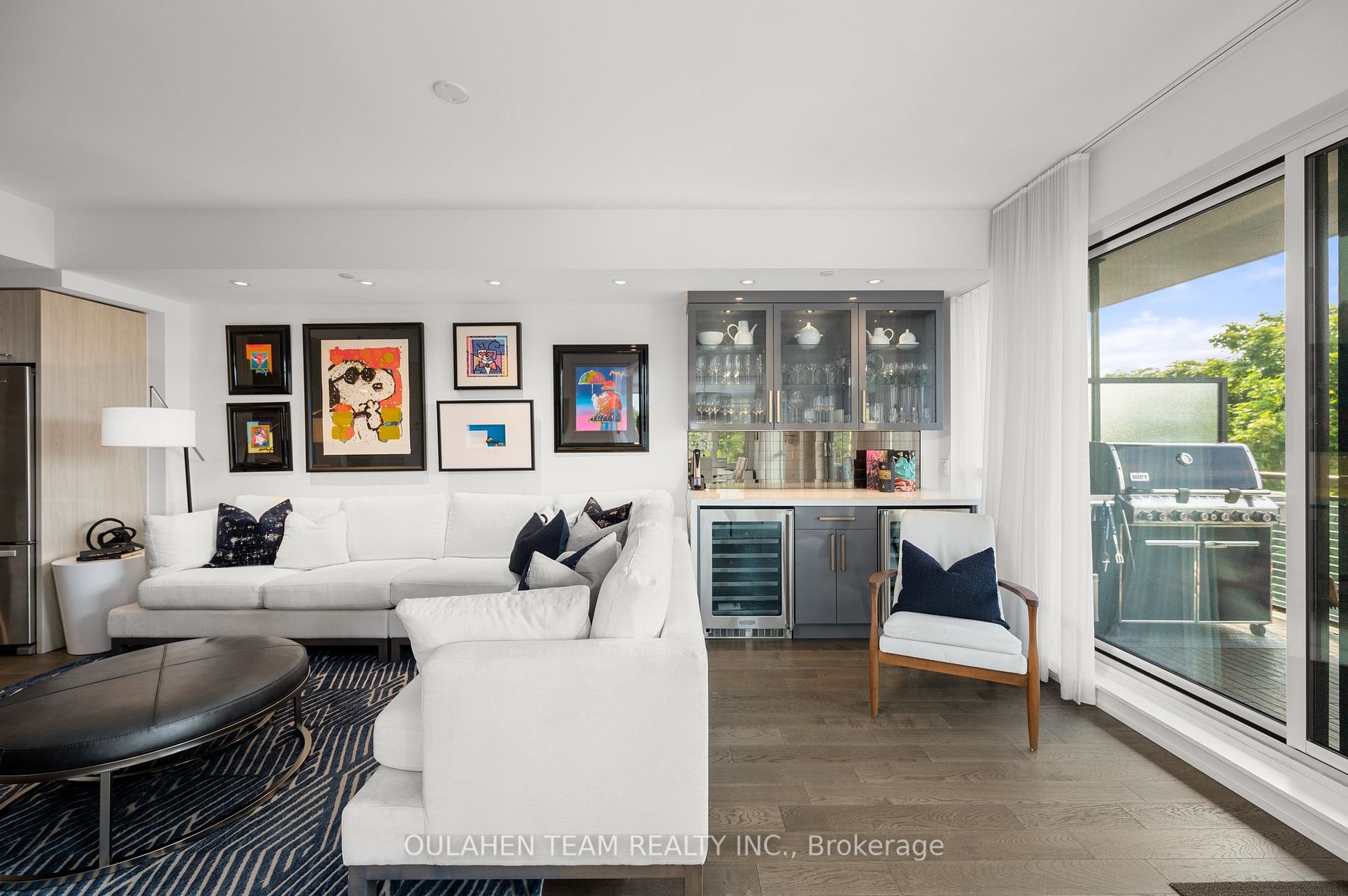665 Kingston Rd, #302